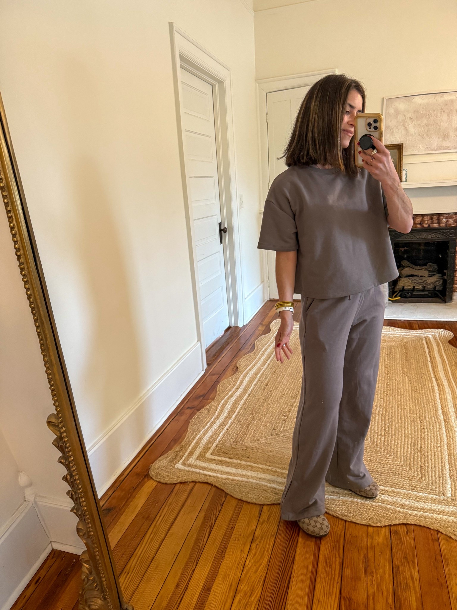 Medium top and small bottom, matching set, target 

#LTKmomlife #LTKgrwm #LTKdayinmylife