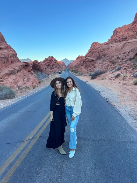 Waffle knit button down, destroyed jeans and free people 

📍Valley of Fire

#LTKtravel #LTKstyletip #LTKSeasonal