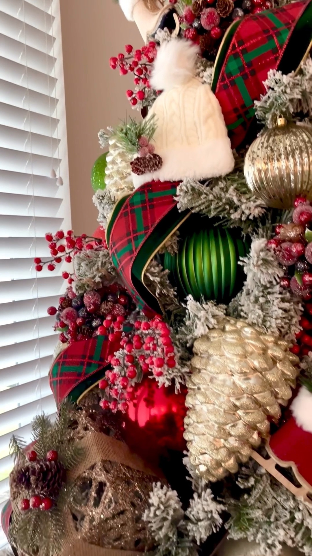 This tree gives all the winter vibes! The plaid ribbon is stunning and finally available again. I added large pine cones and ice skates to give it that “snow day” fun kind of vibe. 

#LTKHome #LTKSeasonal #LTKStyleTip