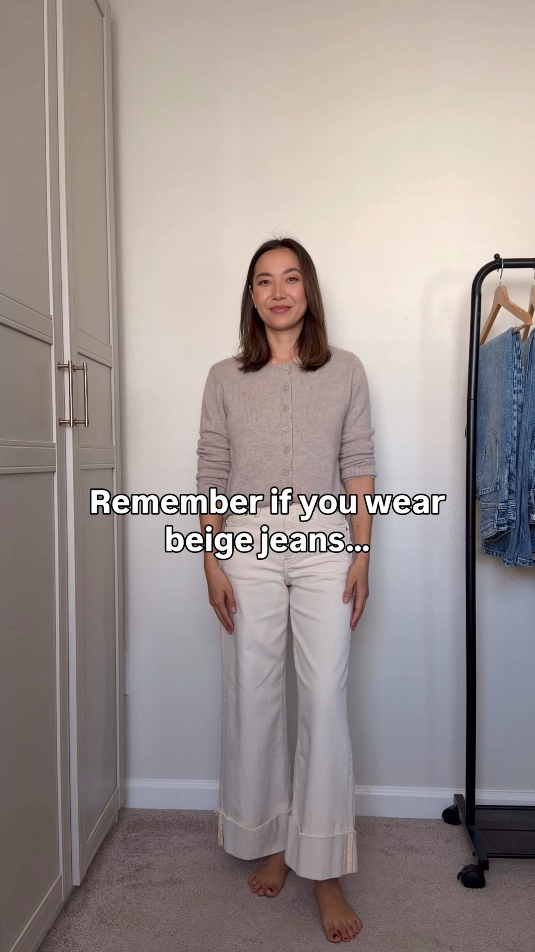 Color combos to wear with beige jeans

Wearing GAP stride wide leg jeans - 25 reg 

Spring outfits 2026, classic simple style, minimal outfits 