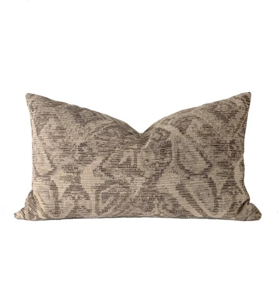 CASPIAN || Vintage Textile Pillow Cover | Modern Farmhouse | Rustic | Marigold Interiors | Etsy (US)