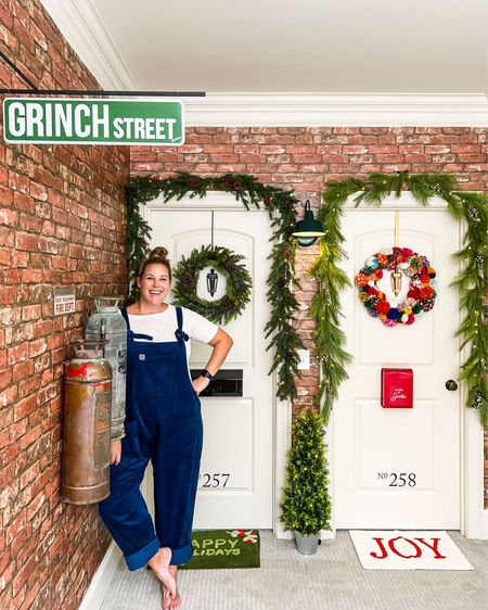 When I shared the first version of my “apartment doors” makeover, so many people thought this brick wallpaper was real! 😱 It really is a great option for anyone that wants to have the look of brick walls in their home! Since I initially shared this a couple of years ago, not everything is still available, but I’ve linked what I can for you. 

#christmas #christmasdecor #christmasdecorations #diyhome #diyhomedecor #wallpaper 