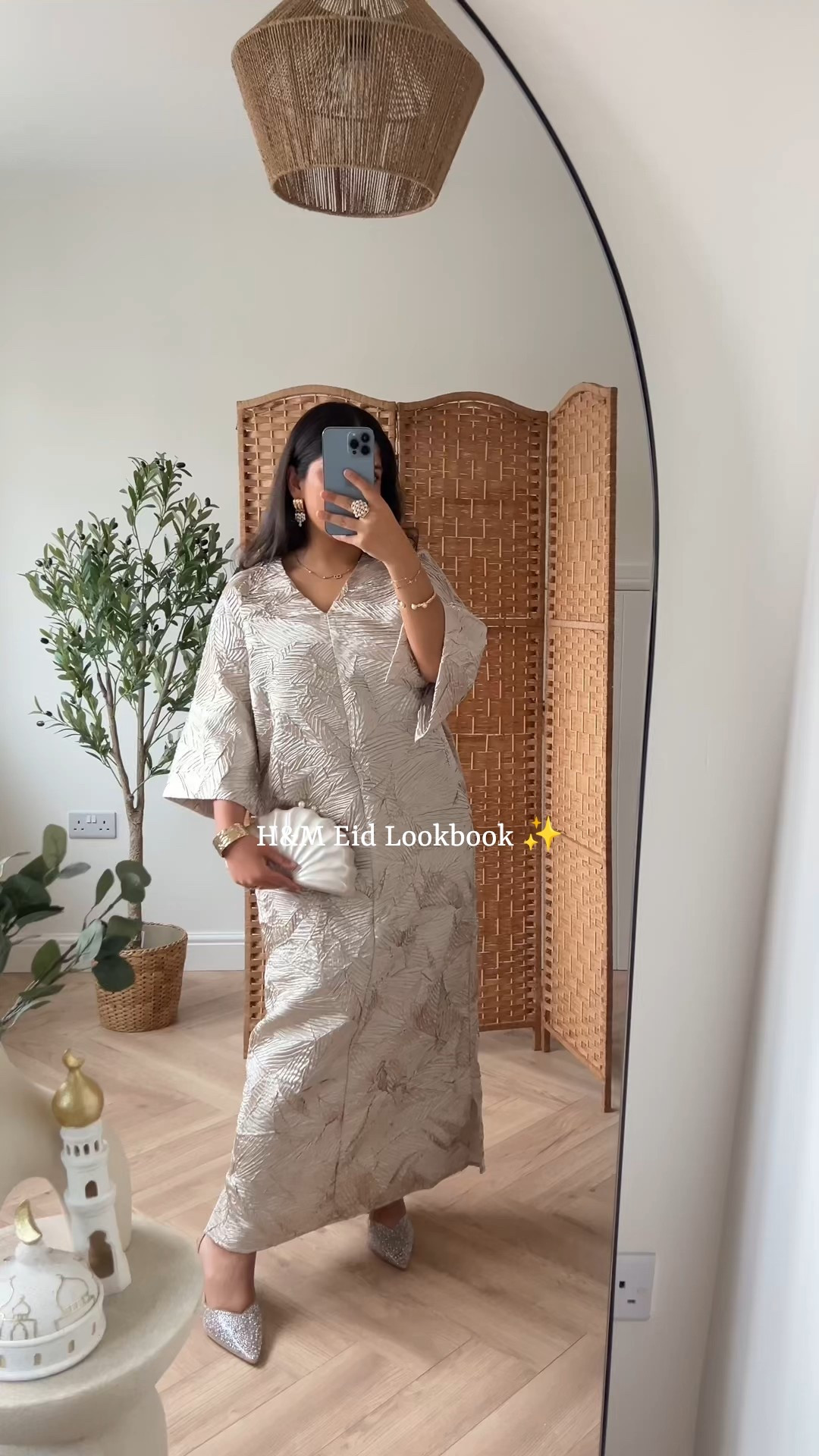 Elegance meets modesty ✨ The H&M Part 2 Lookbook is here—featuring stunning kaftans, flowy dresses, and chic modestwear just in time for Eid! Which piece is your favourite? #HM #EidStyle #ModestFashion



#LTKmodest #LTKdresses #LTKwedding