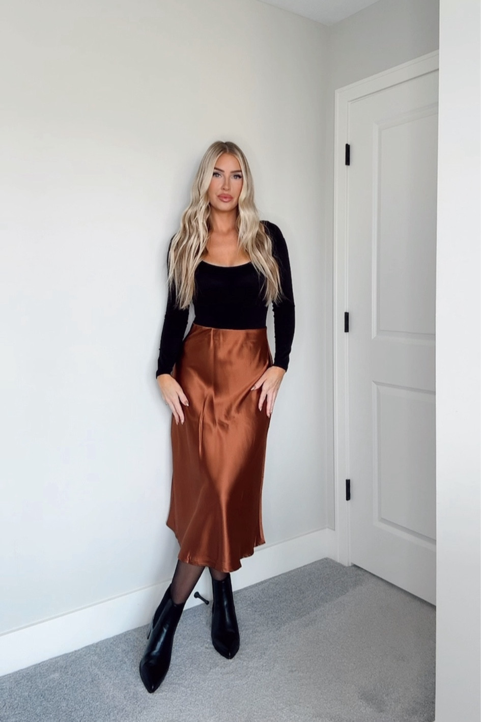 Thanksgiving outfit inspo 🦃 wearing a size M in the bodysuit & skirt 

#LTKFindsUnder100 #LTKFindsUnder50 #LTKStyleTip