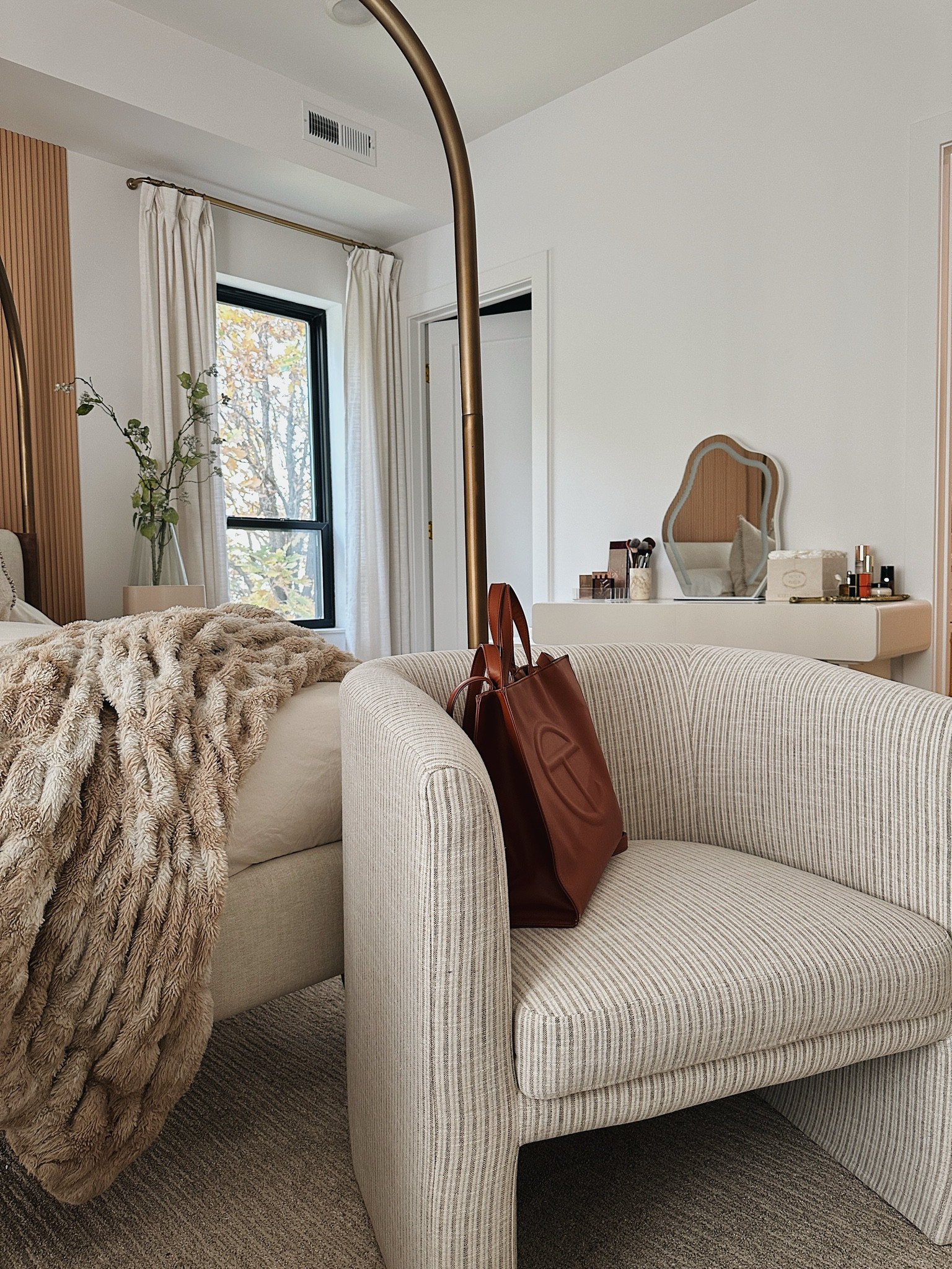 Fall Bedroom Reset 

#LTKHome