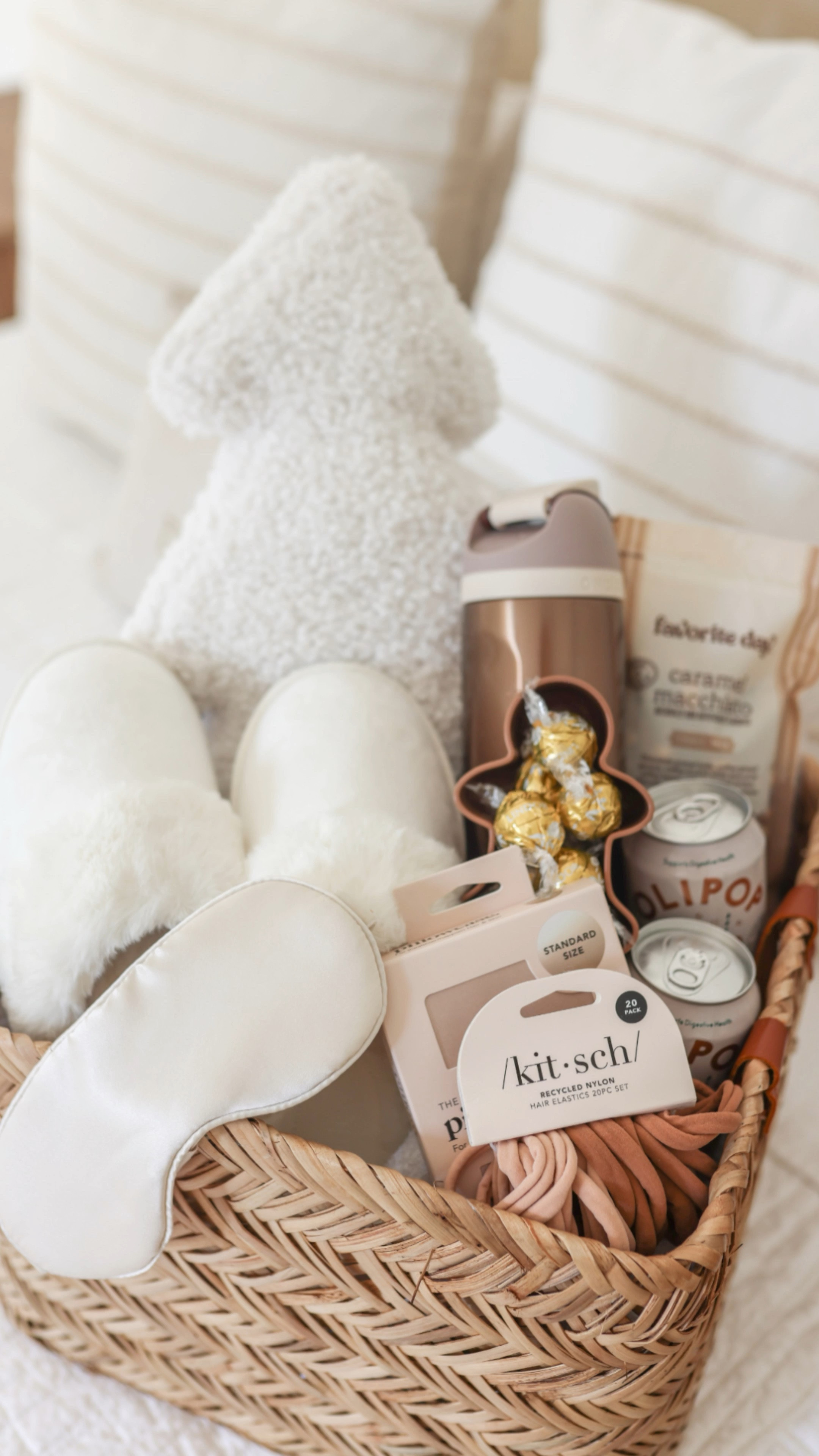 Guest welcome basket: holiday edition! 

Christmas basket, Christmas pillow, target home, target holiday, gift ideas 

#LTKHome #LTKVideo #LTKGiftGuide