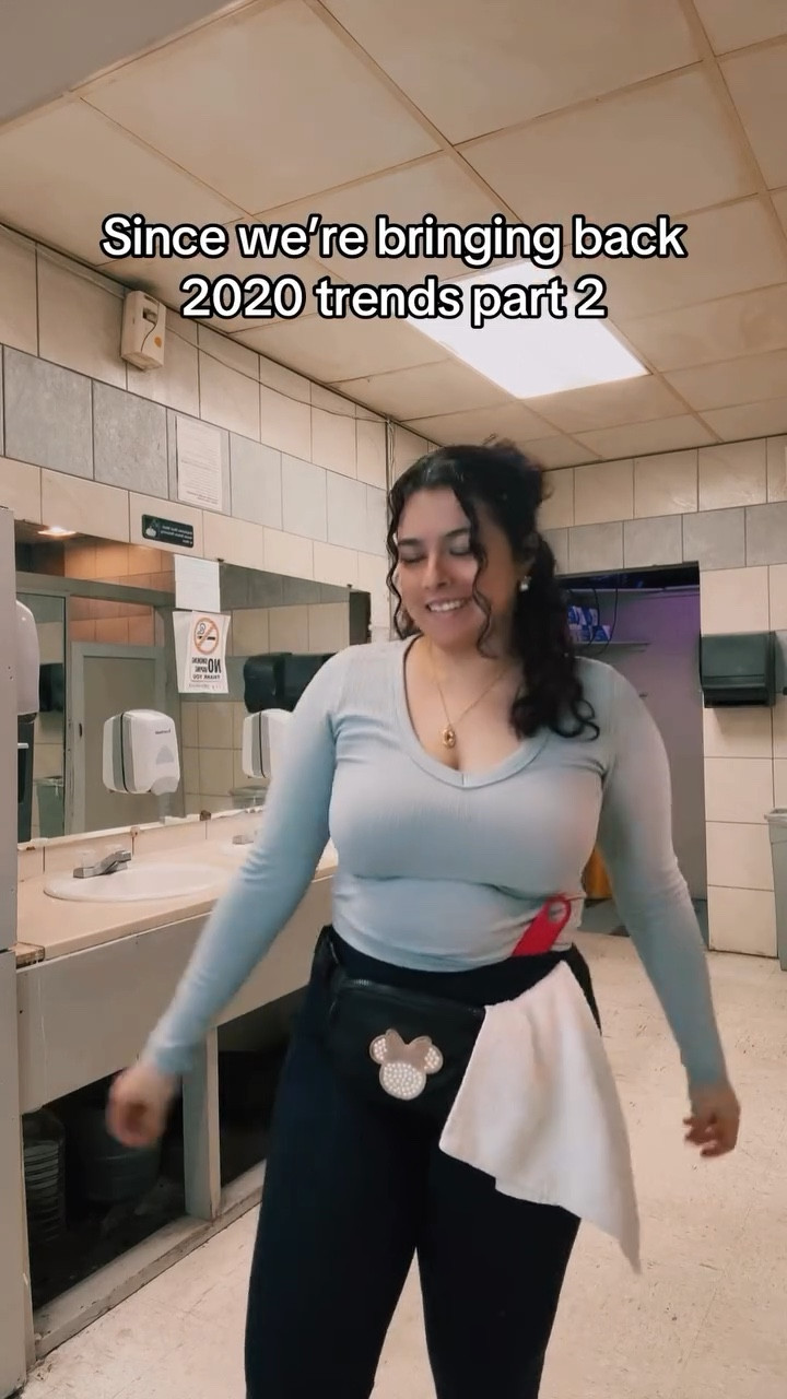I miss 2020 sometimes 🥹

#momsthatdance #2020dancetrends 

#LTKWorkwear #LTKBeauty