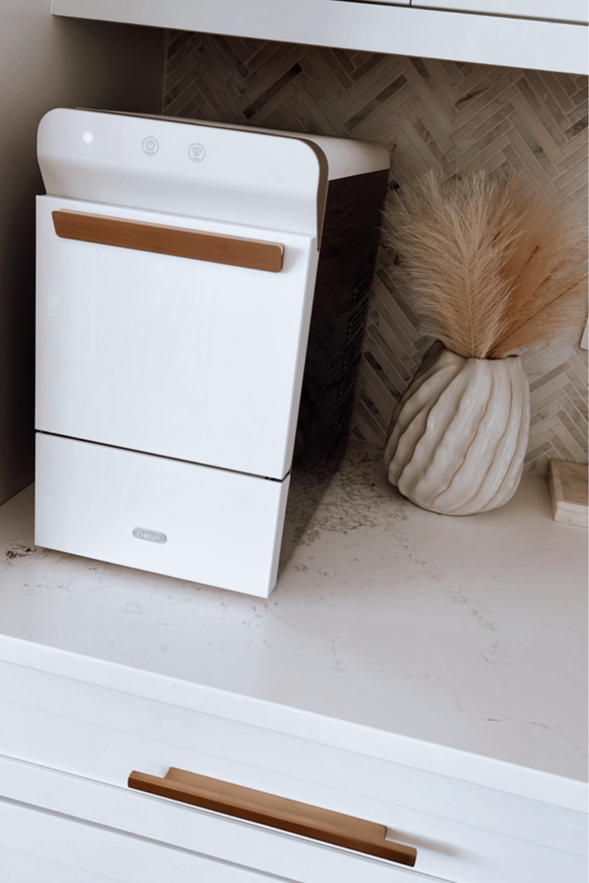 My new nugget ice maker

#LTKsalealert #LTKSeasonal #LTKhome