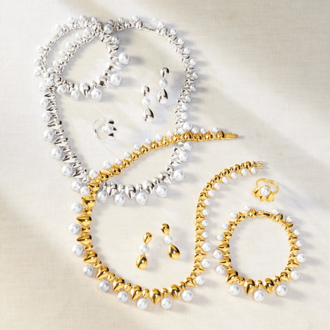 Faux-Pearl/Pear Jewelry Set | Ashro