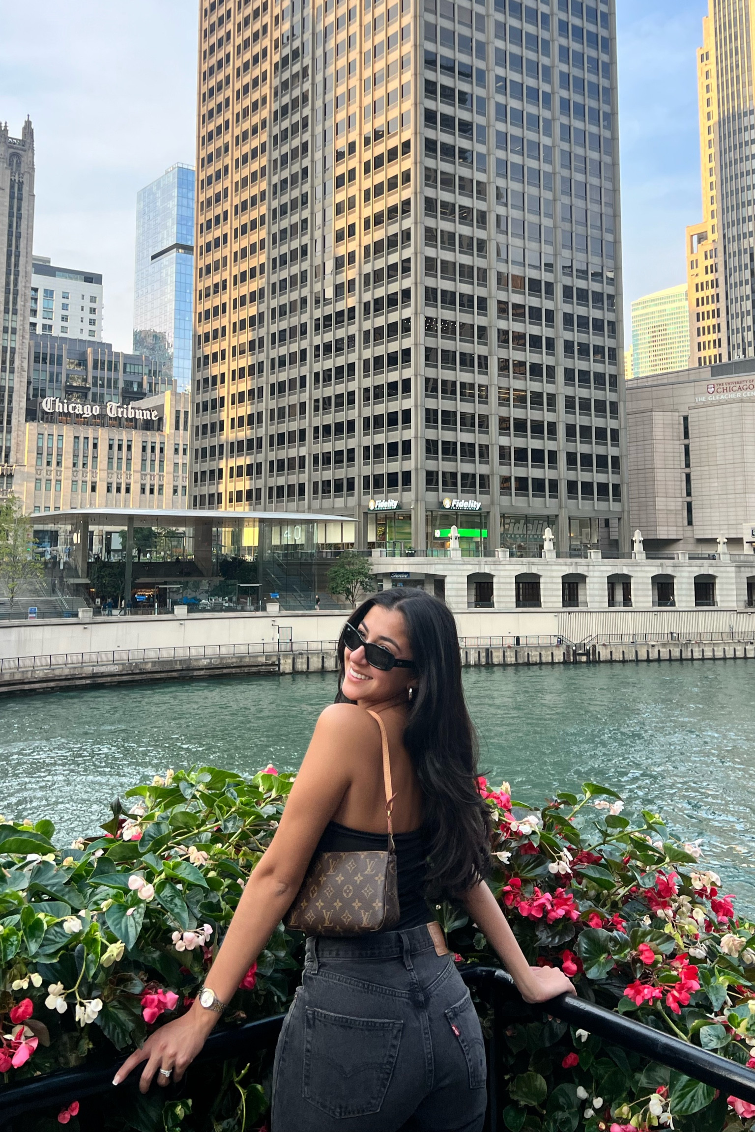 I’m wearing a size 26Wx32L i💗