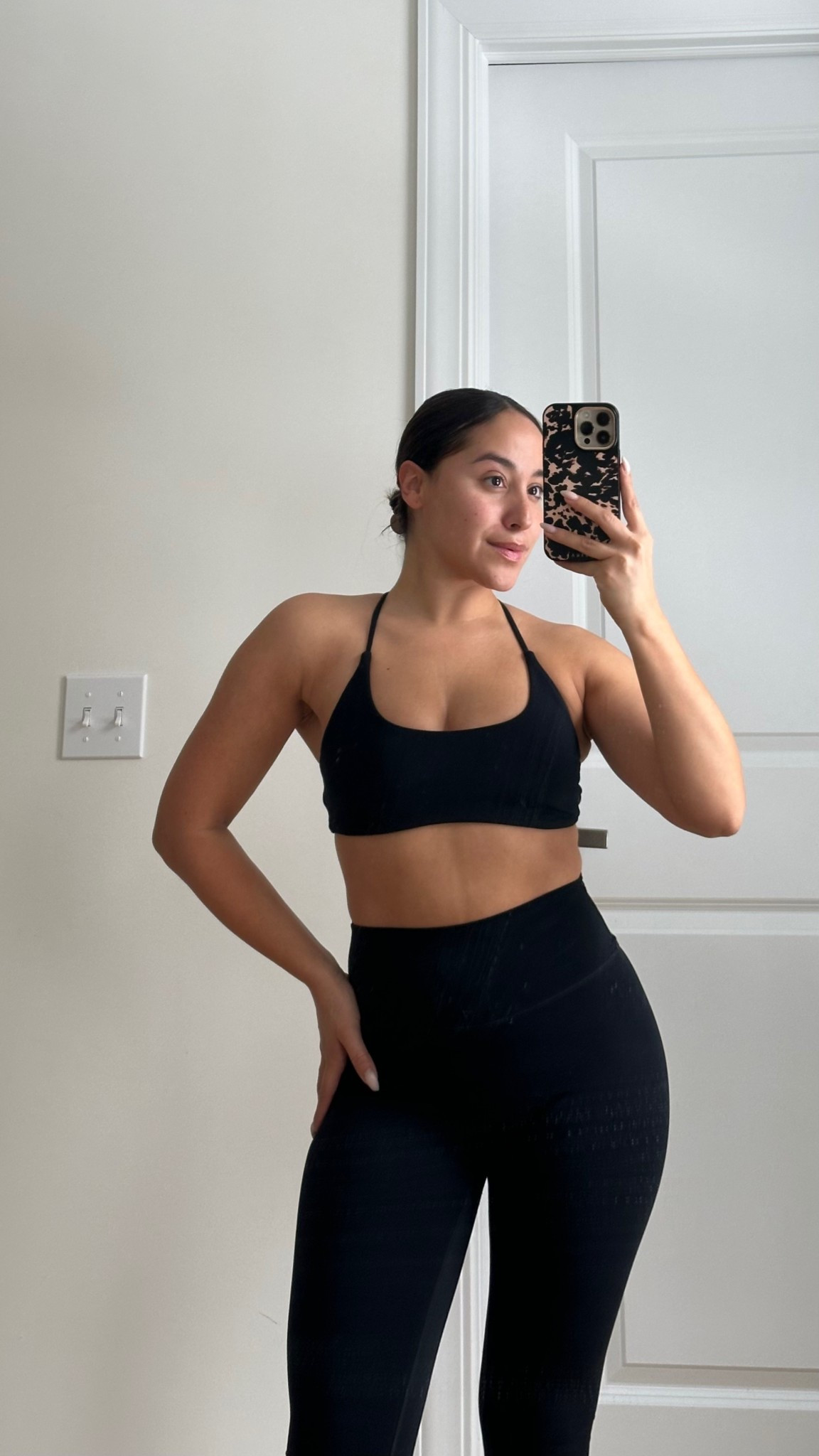 Workout set of the day 

Wearing size XS in both pieces 

#LTKPetite #LTKfitnessgoals #LTKgrwm