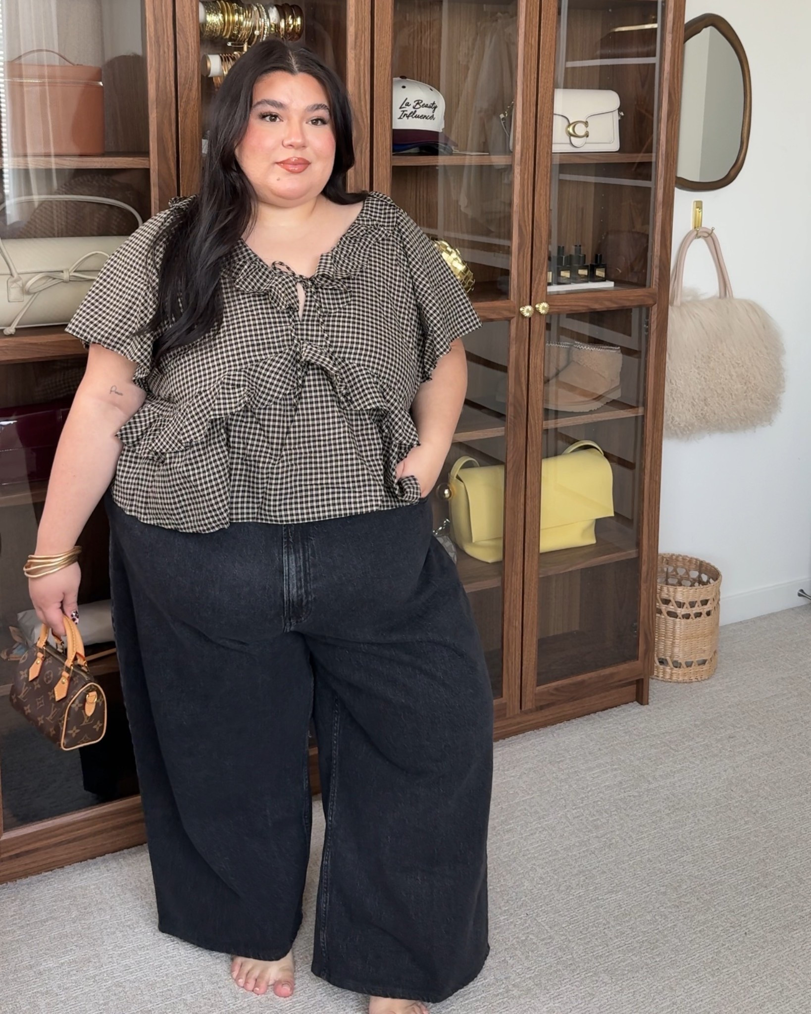 top: 3X
jeans: 26 and tailored 

#LTKootd #LTKSaleAlert #LTKPlusSize