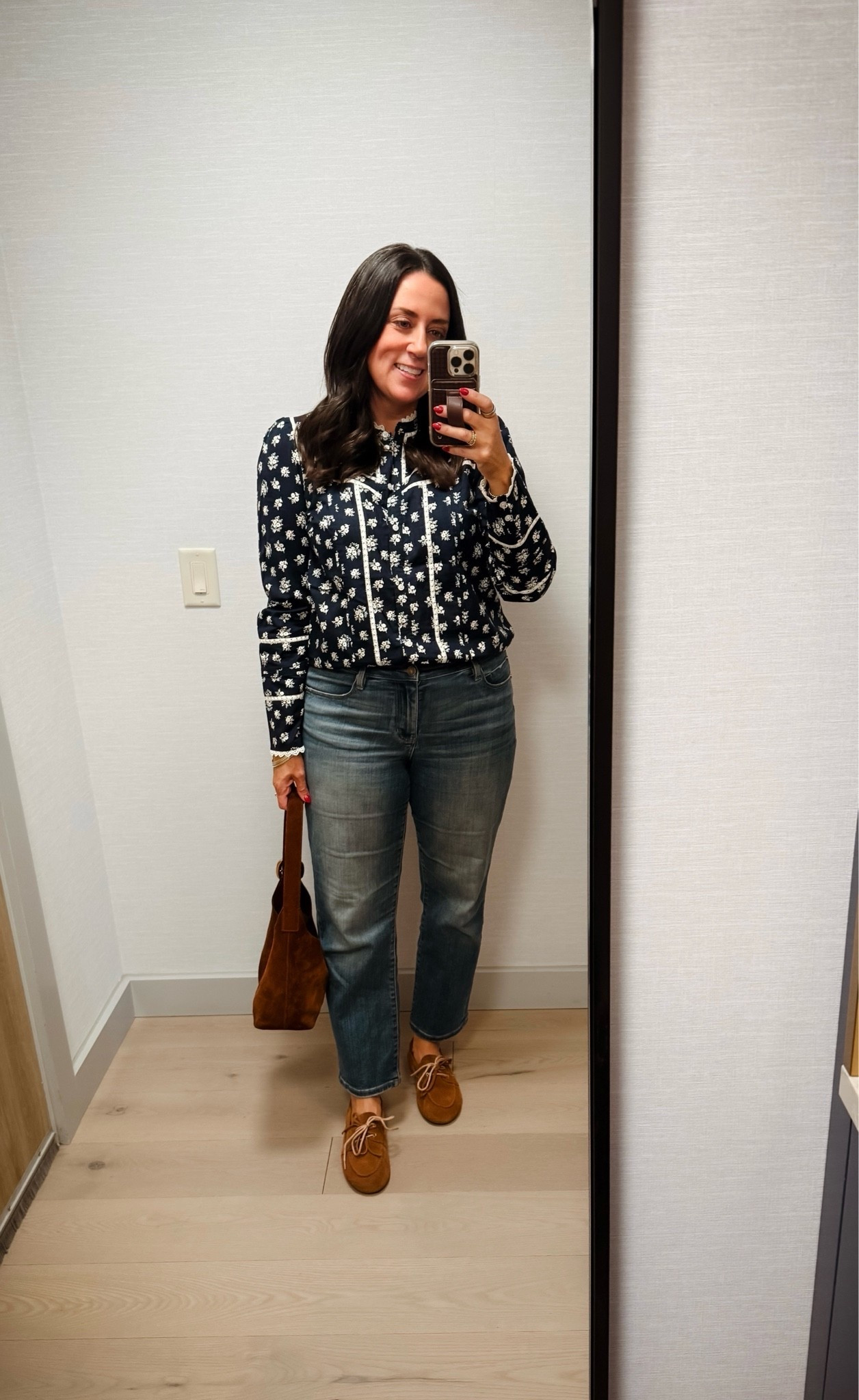 A shirt meant for a lovely fall day! 🍂

#LTKootd #LTKSeasonal #LTKOver40