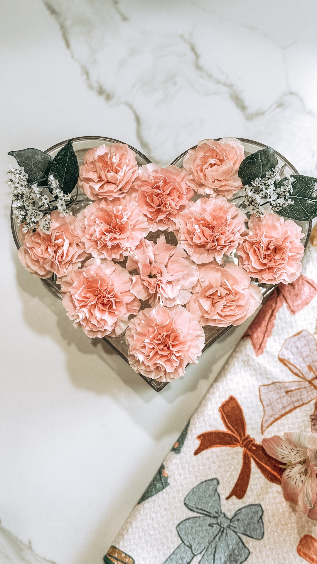 Target Valentine’s Day vase 
Heart vase 
Target dollar spot 


#LTKFindsUnder50 #LTKSeasonal #LTKHome