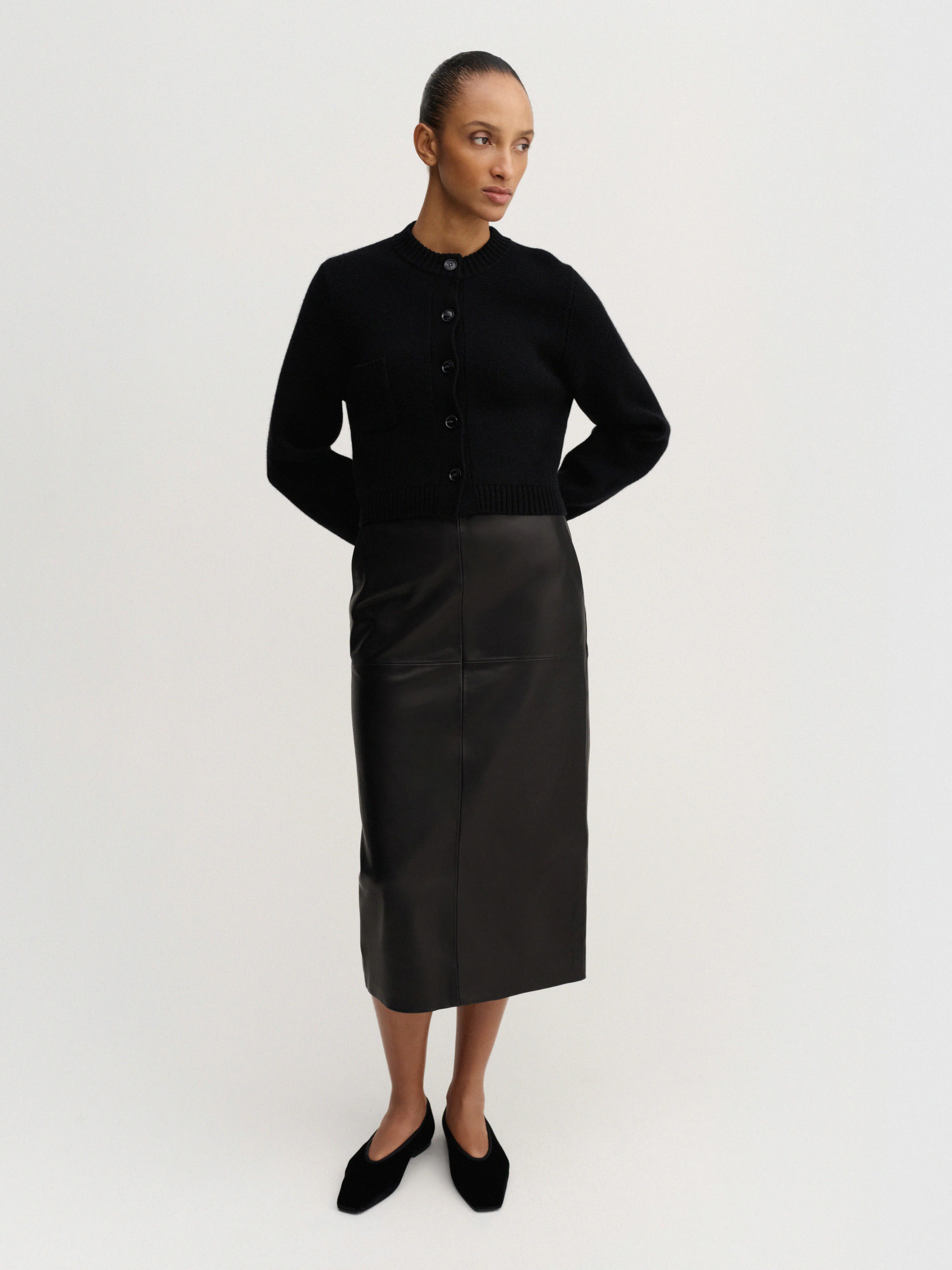 Zozo cardigan, black | Almada Label