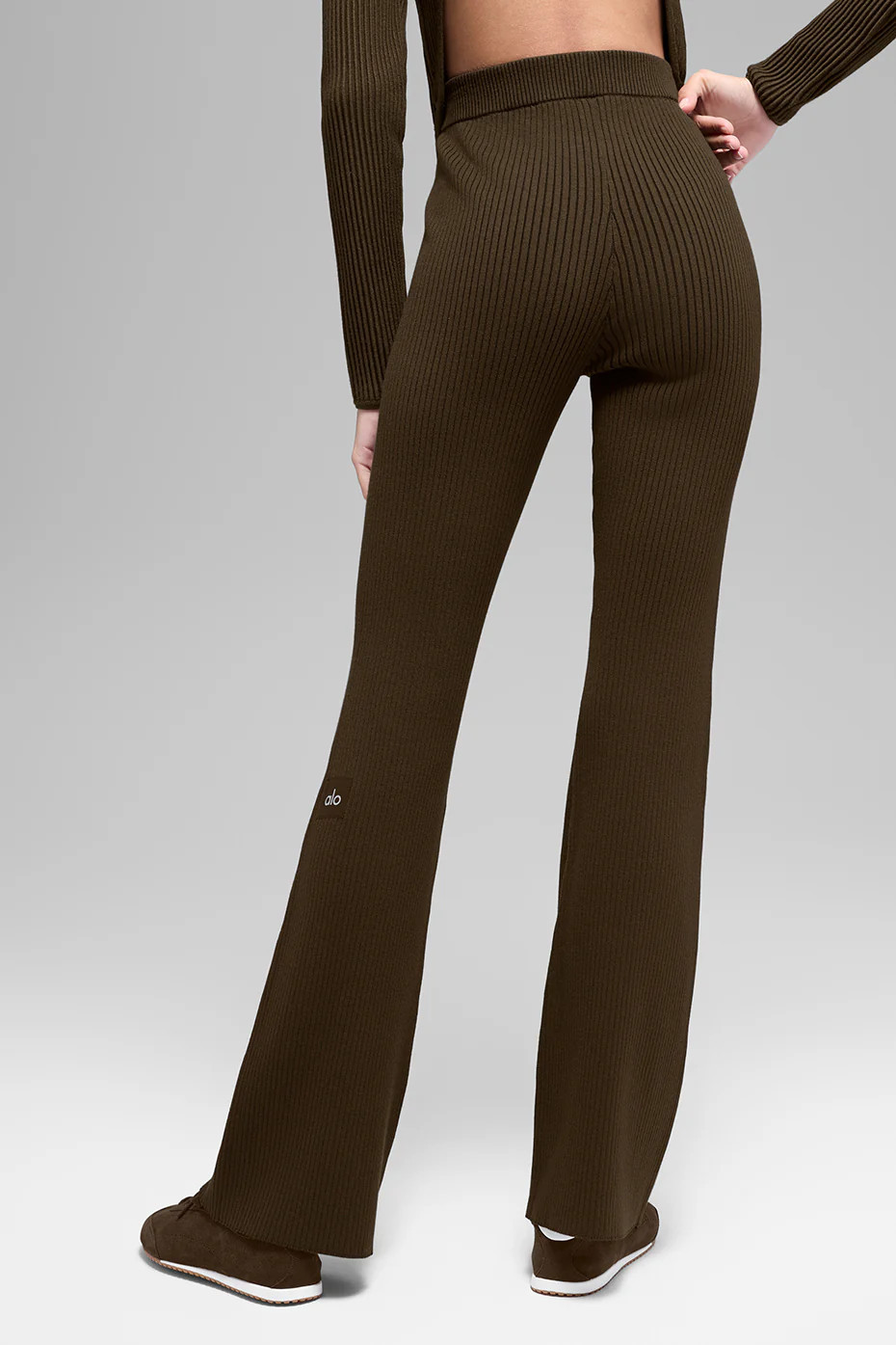 ALO | Denim Knit High-Waist Flare Pants in Espresso/Black Brown, Size: 2XS | Alo Yoga (US)