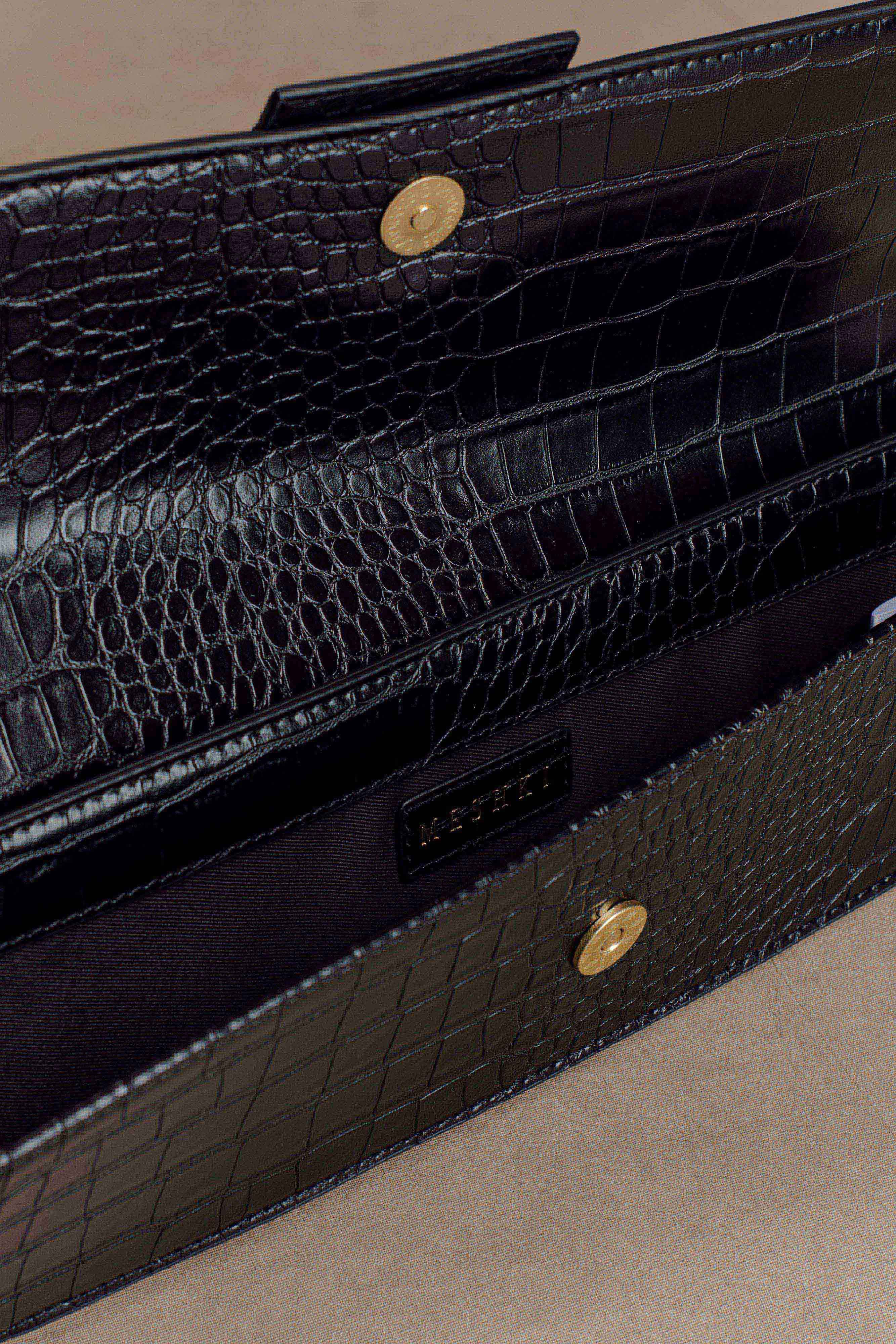 Jessica Faux Leather Crocodile Clutch - Black | MESHKI US