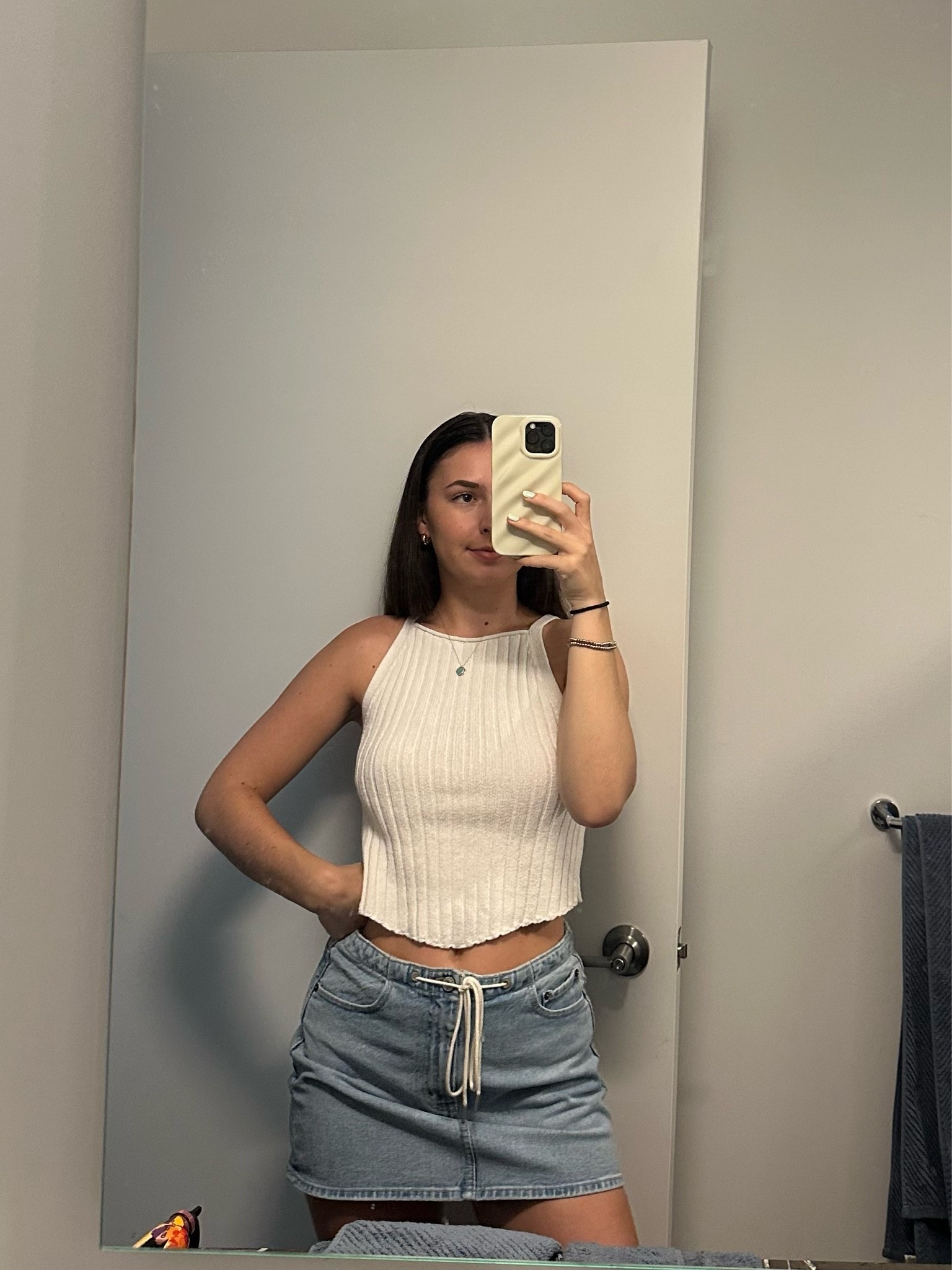 Summer fitttt, aritzia top isn’t sold anymore but I tagged a similar one, skirt is the curve love skirt from Abercrombie

#LTKsummer #LTKcanada #LTKdatenight