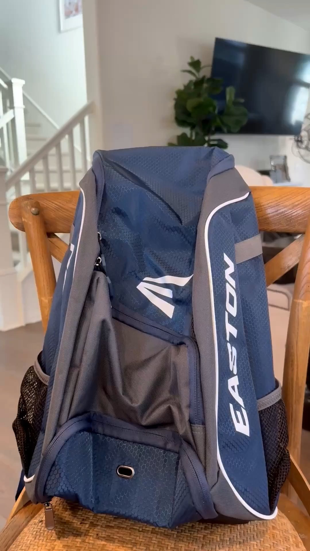 I can’t believe we’re headed into baseball season ⚾️ I got the boys these new Easton baseball bags this year. They’re so spacious, have space on both sides for bats, and a zipper pocket on the bottom for their cleats. They’re straps are adjustable for length snd there is a clip to hang in on the fence. 

Amazon, Easton, kids baseball bags, Tball bag, kids sports bag, baseball bag, Single A baseball bag

#LTKmomlife #LTKKids #LTKSeasonal