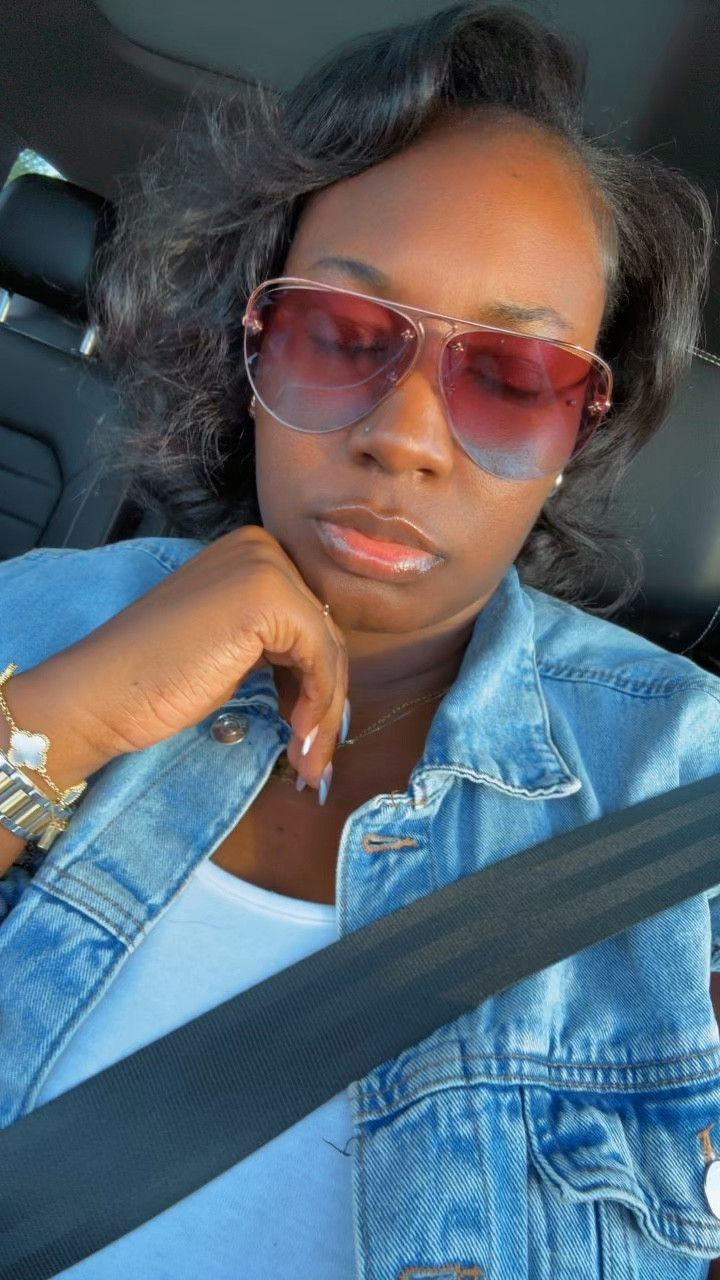 Louis Vuitton Monogram Grease Sunglasses 🩷💜💙

Shop Similar Look on Fashionphile 👌🏾

#LTKVideo #LTKItBag #LTKStyleTip