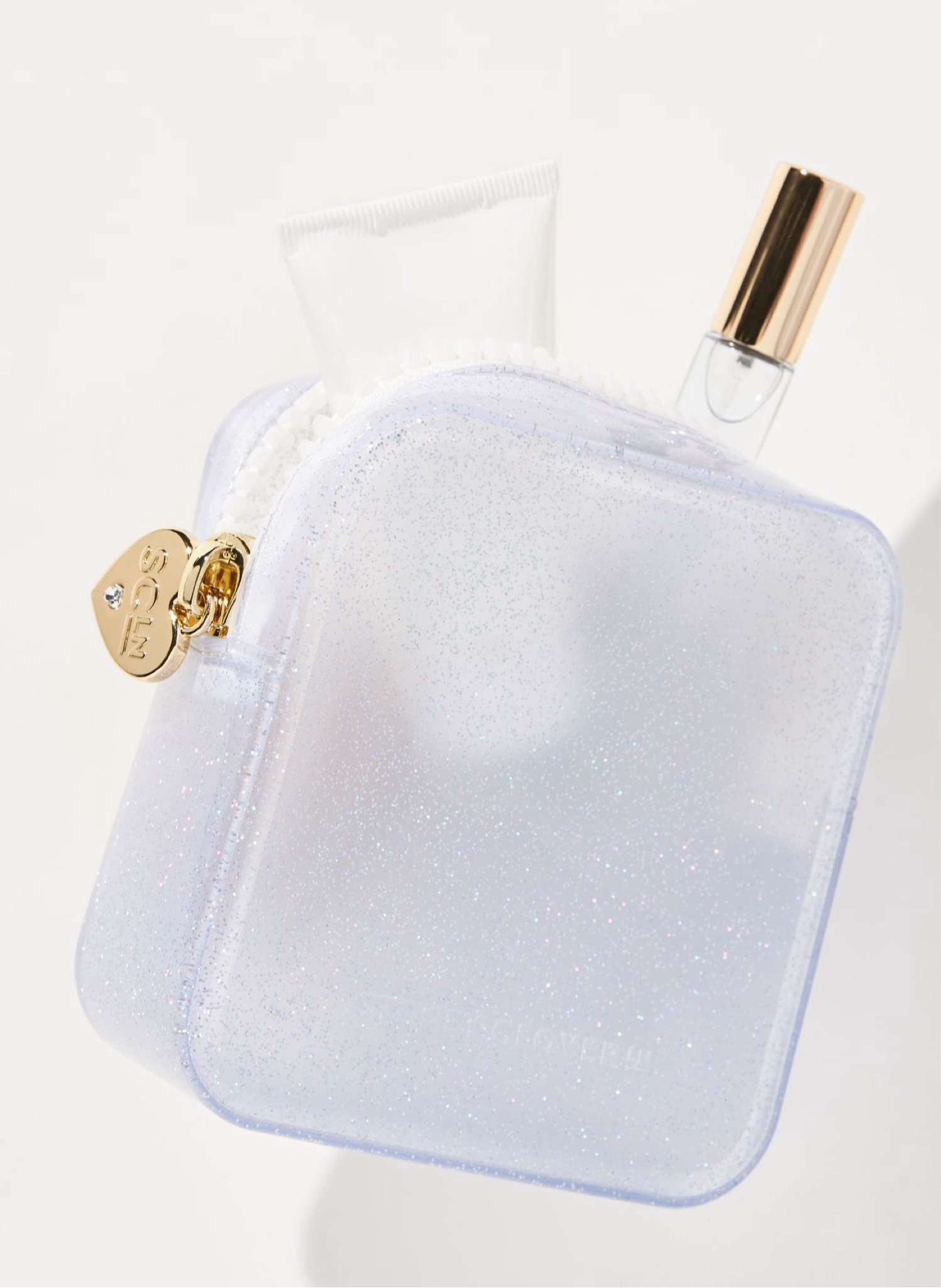 Clear sparkly jellies for the win! 


#LTKFindsUnder50 #LTKStyleTip #LTKTravel