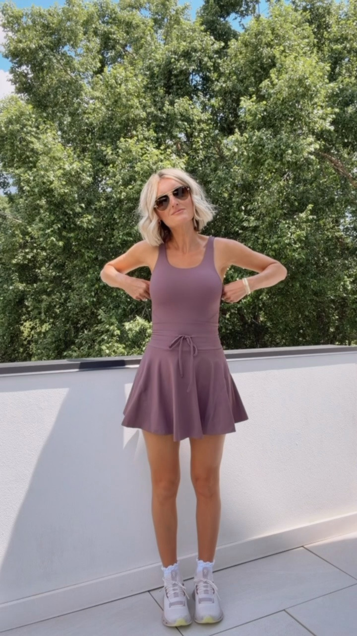 Cannot recommend this active dress enough 👏🏼 comes in so many colors & the fit is so flattering! Wearing S.

Loverly Grey, Amazon find, Amazon fashion, active dress, athletic dress, activewear, athleisure

#LTKootd #LTKSeasonal #LTKActive