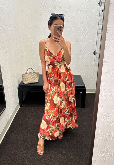 Such a pretty and petite friendly maxi dress! Tried on xxs 

Smocked back so this is bump friendly, adjustable straps (nursing friendly to pull down), and you can wear this for daytime with flats or dress it up at night or for a spring wedding guest outfit 

Trying here with my Hermes sandals 35.5 

#LTKwedding #LTKstyletip #LTKSeasonal