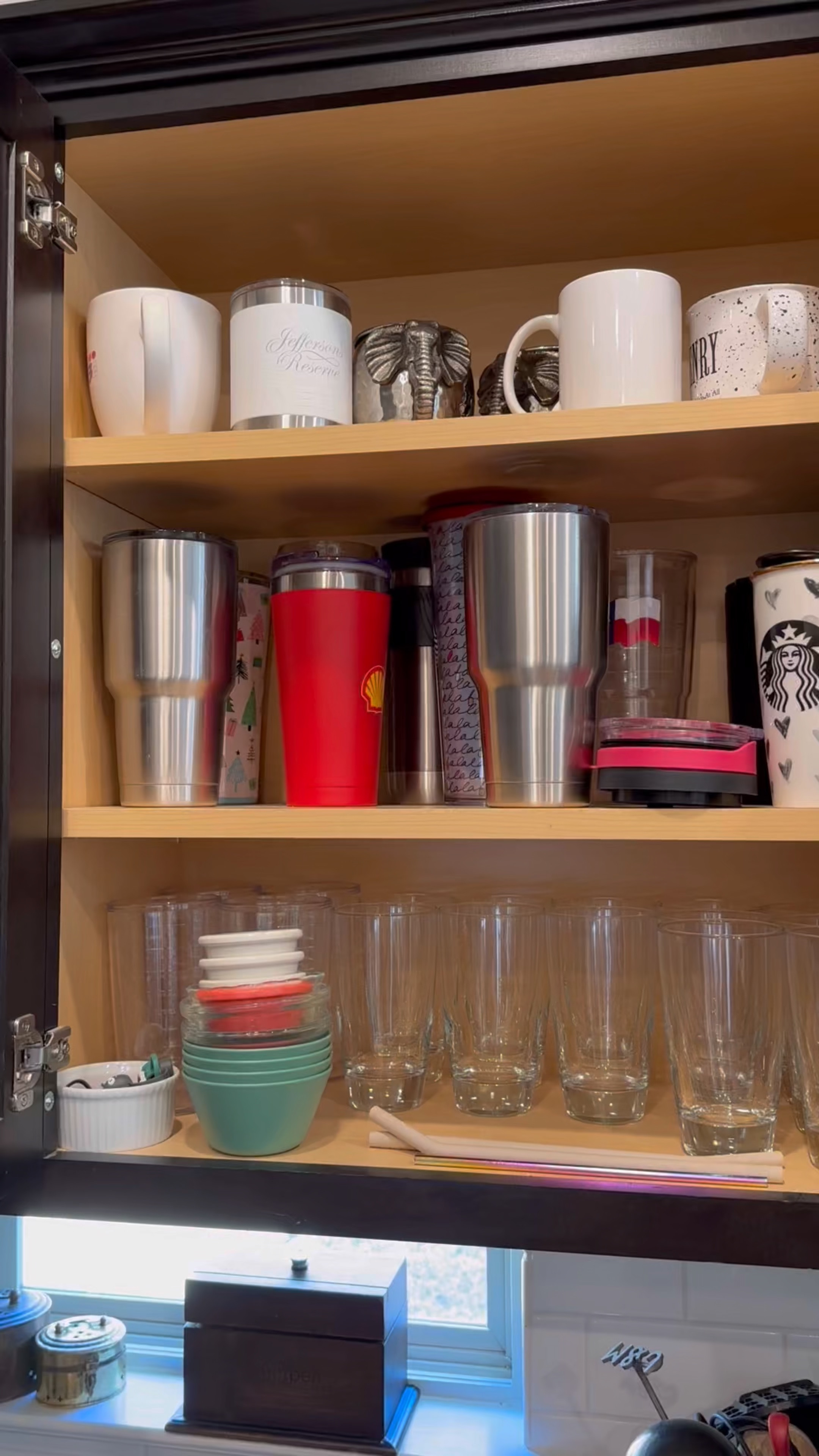 💦 Water bottle #organization #yeti #stanley #cabinetstorage 

#LTKFindsUnder50 #LTKFamily #LTKHome