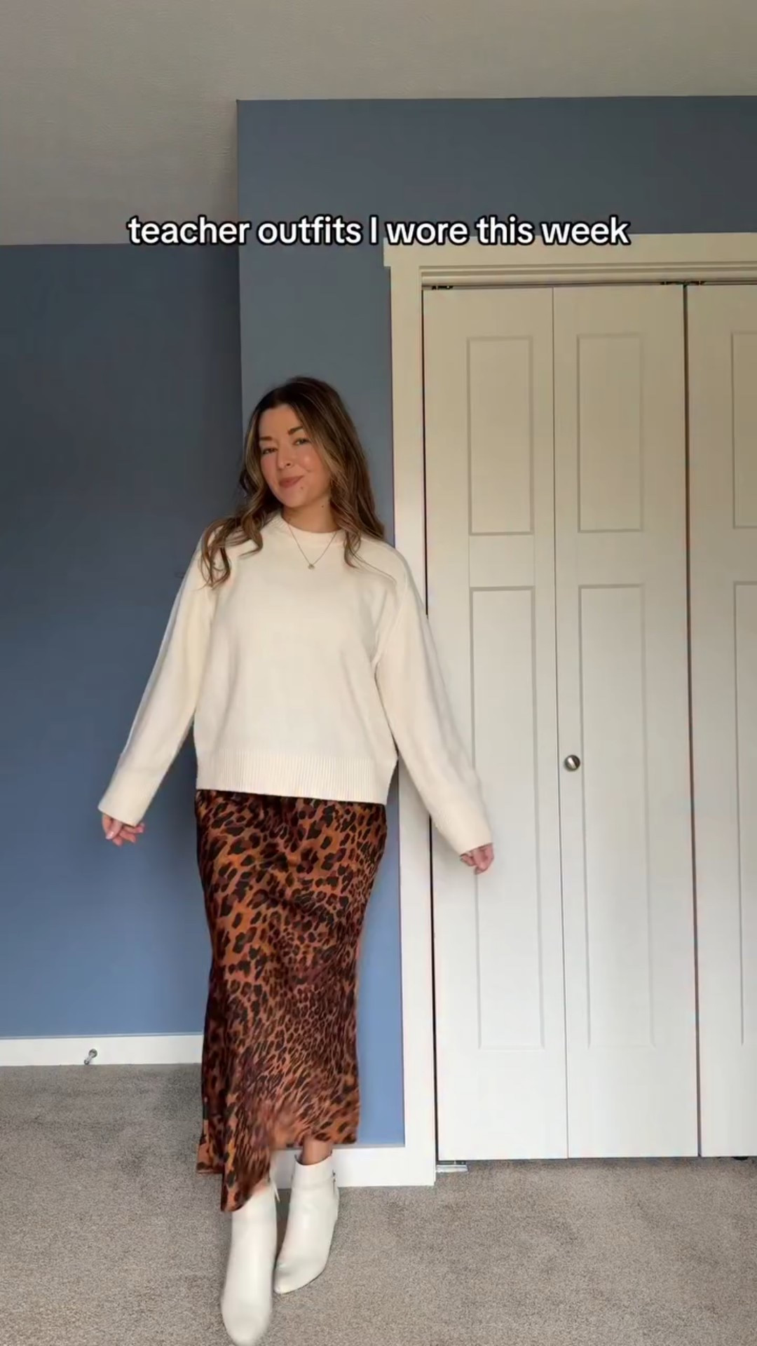 Made it to Thanksgiving break!🎉Wishing everyone a wonderful holiday!

#teacherstyle #teachersofinstagram #outfitsoftheweek