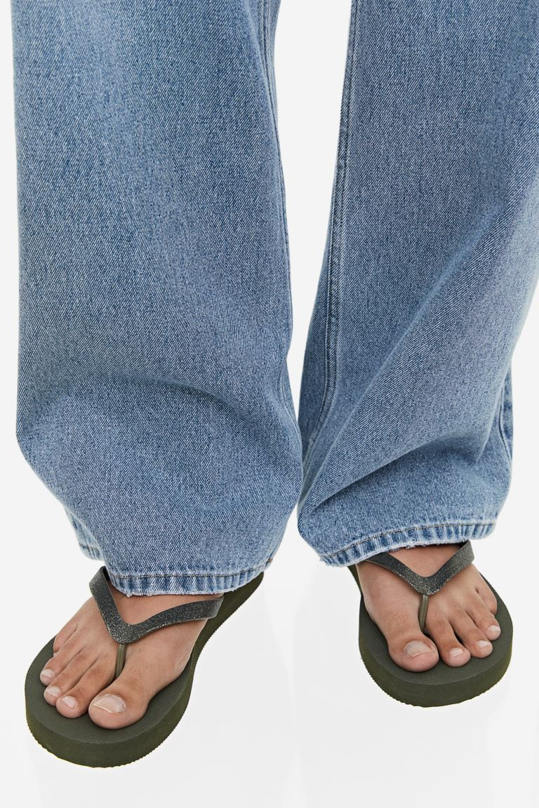 Flip-flops | H&M (UK, MY, IN, SG, PH, TW, HK)