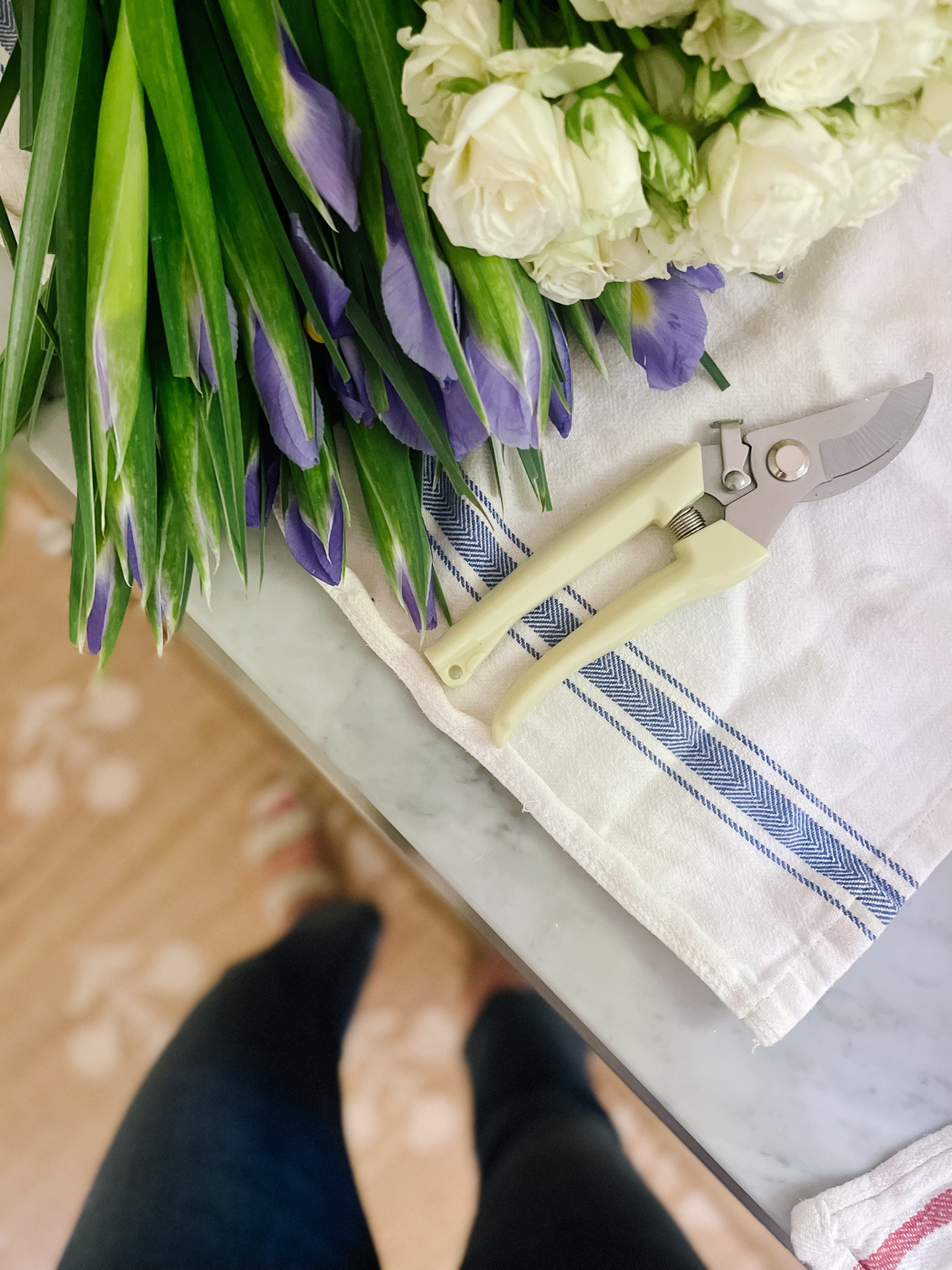 Amazon inexpensive floral cutters shears and the best Amazon dish towels that I buy in bulk 

#LTKover40 #LTKhome #LTKfamily