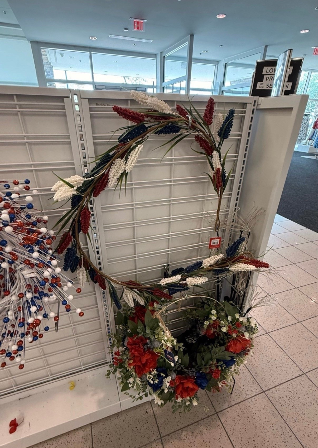 Your front door called — it wants to be festive 🇺🇸 Obsessed with these red, white & blue wreaths for the 4th! The wildflower hoop wreath gives such a modern, organic vibe and that full floral one is chef’s kiss for a classic porch moment.

#4thofJuly #PatrioticDecor #FourthOfJulyDecor #SummerWreath #FrontDoorDecor #PorchDecor #RedWhiteAndBlue #HolidayWreath #HomeDecor #SeasonalDecor #4thOfJulyHome #WreathDecor #PatrioticHome #SummerHome #LTKHome