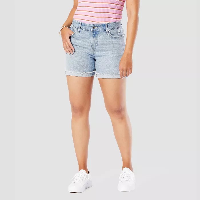 DENIZEN® from Levi's® Women's Mid-Rise 5" Jean Shorts | Target
