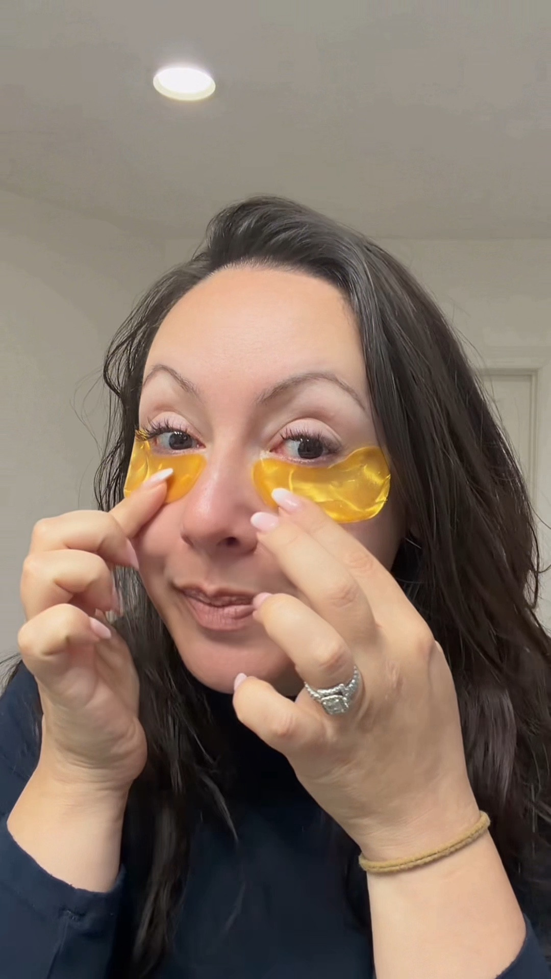 Current obsession: Gold Under-Eye Patches ✨

If you see me wearing these in the morning… just know I’m either tired, editing content, or pretending I slept 8 hours 😂

These gold under-eye patches are my little 15-minute reset. They help with:
💛 Puffiness
💛 Tired-looking under eyes
💛 That “mom life but make it glam” vibe

I pop them on while answering emails, making coffee, or getting the kids ready — and my under-eyes look smoother and brighter before makeup. Perfect prep step before concealer!

Saving these in my weekly beauty rotation because anything that makes me look more awake without extra effort = YES.

Linking them here for you ✨

#LTKbeauty #SkincareRoutine #UnderEyePatches #MomLife #GlowUp

#LTKBeauty #LTKselfcare #LTKmorningroutine