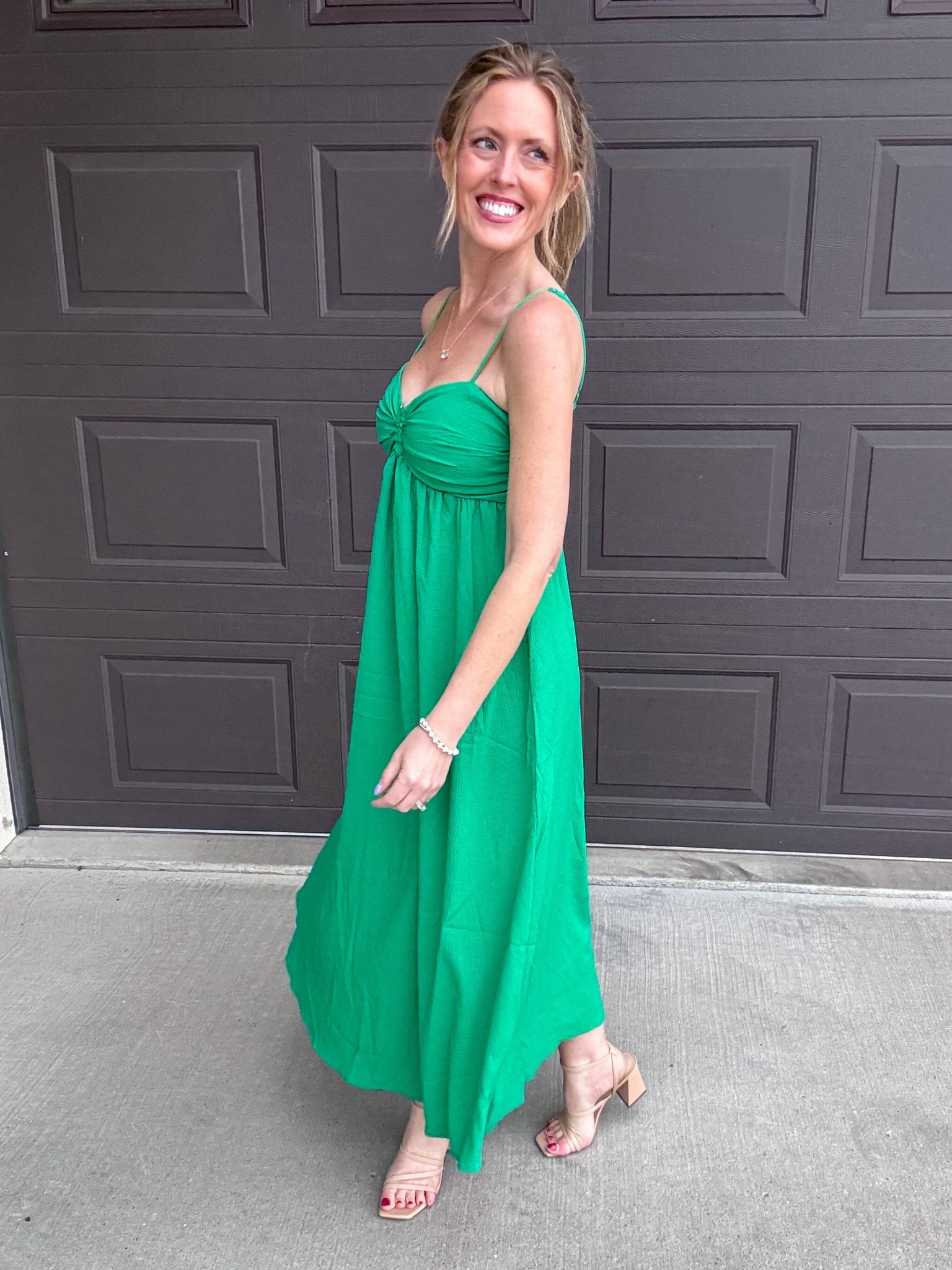 Obsessed with this bright green maxi dress! 💚 Wearing an xsmall.

As an Amazon Influencer I earn commission on qualifying purchases.

Green dress, wedding guest dress, kelly green maxi dress, mom style, spring fashion 2026

#LTKMidsize #LTKOver40 #LTKootd