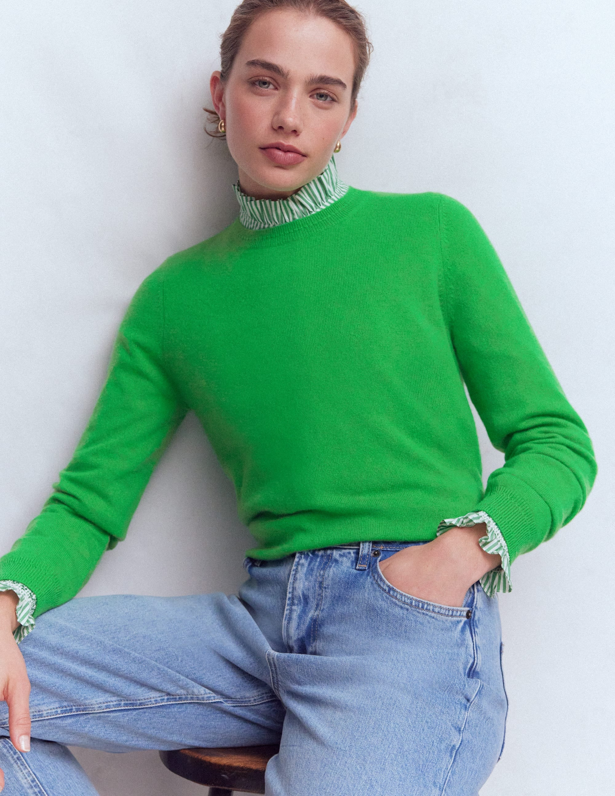 Eva Cashmere Crew Neck Jumper-Sapling Green | Boden UK