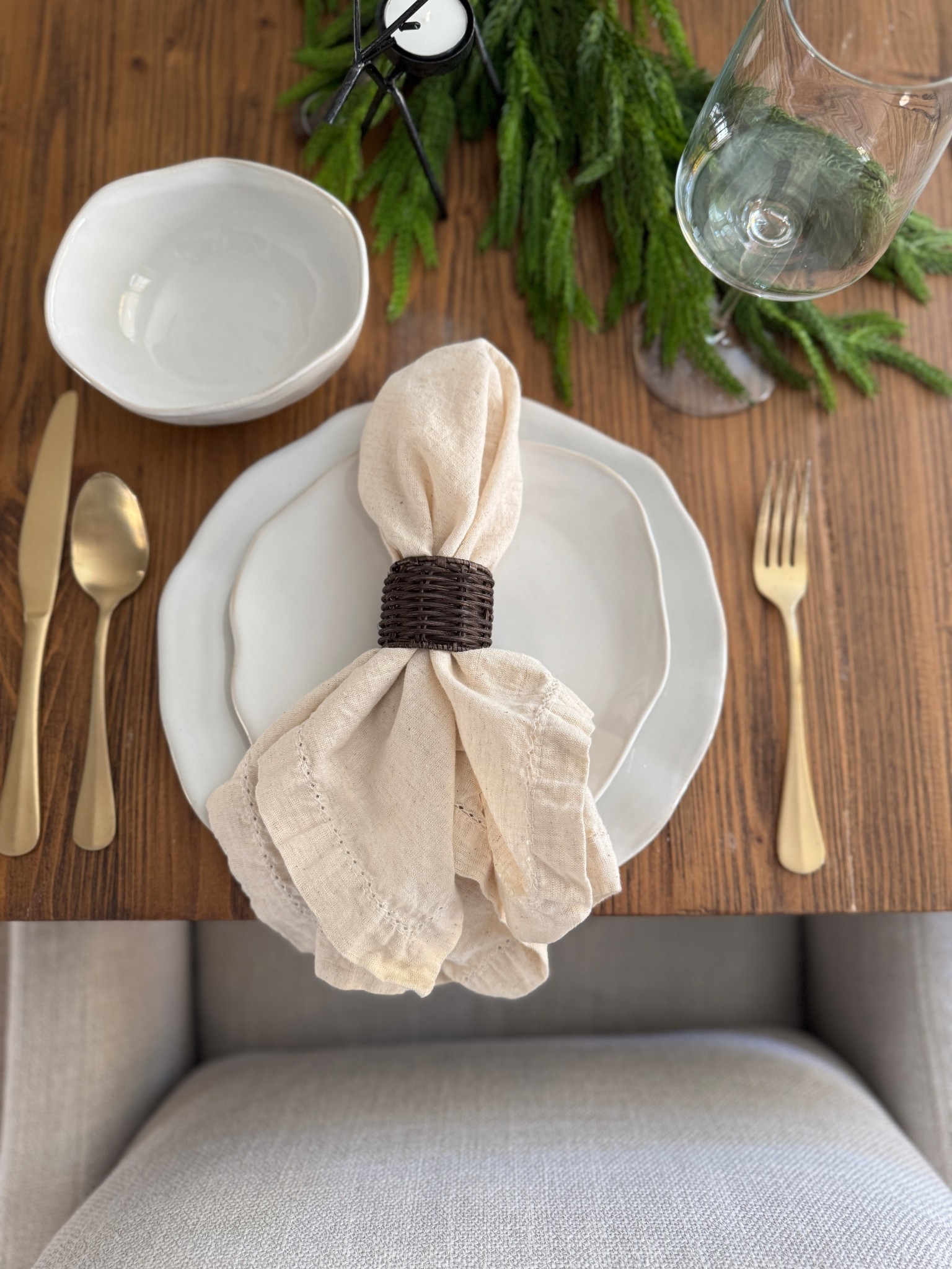 Thanksgiving/Christmas Organic Tablescape 

#LTKU #LTKHoliday #LTKSeasonal