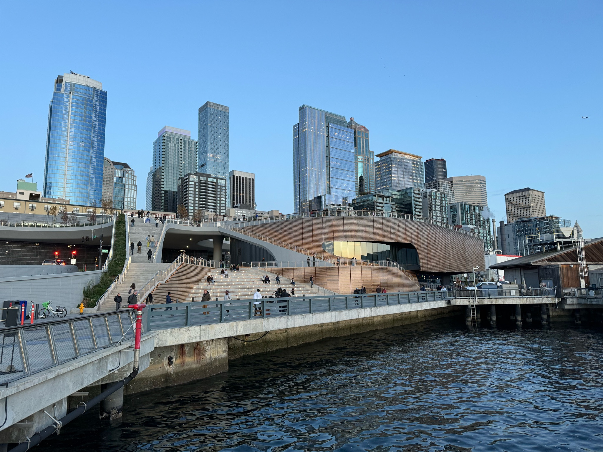 Dark shoes for rainy season runs