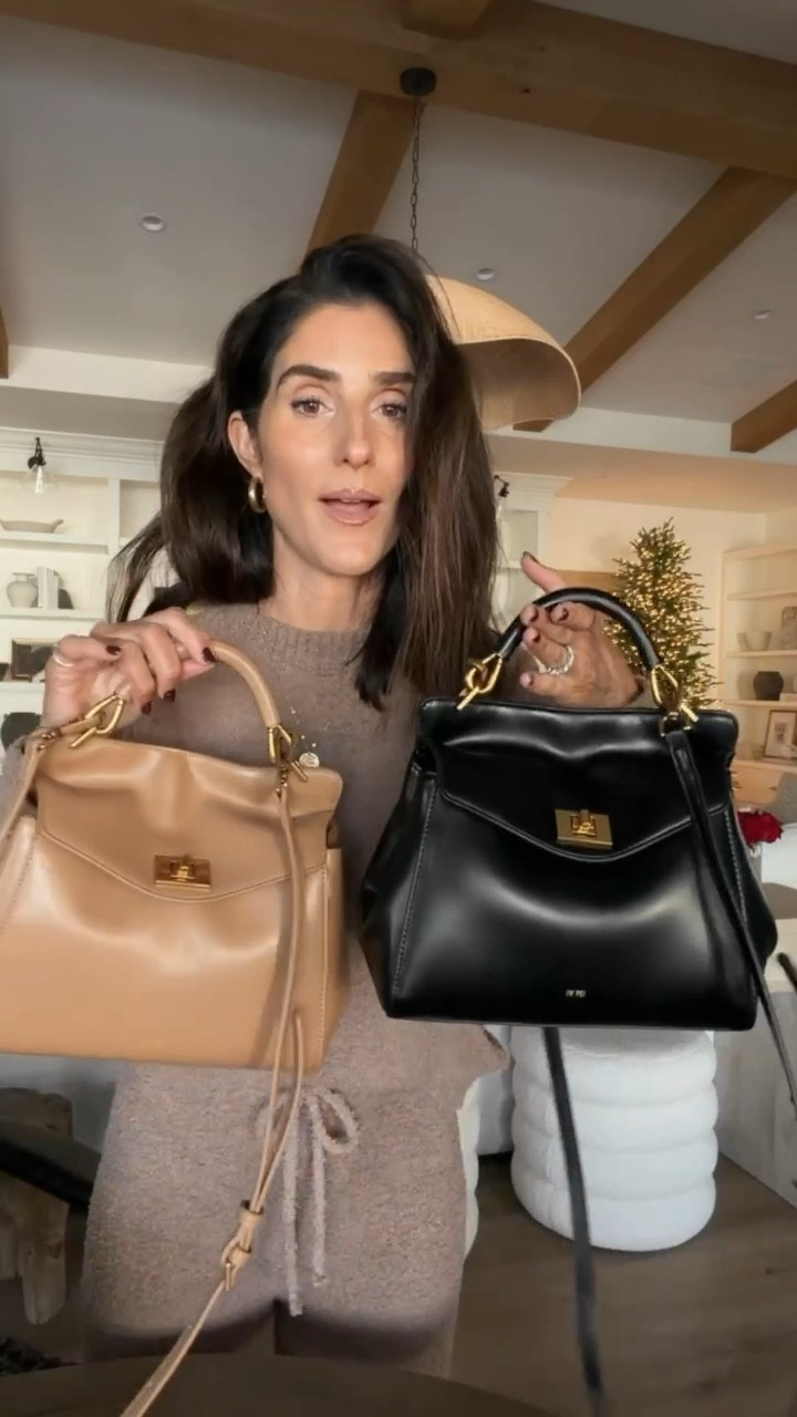 Gifts you’ll want to keep for yourself #giftideas #amazon #amazongifts #stylinbyaylin #aylin #cozygifts #holidays 

#LTKHoliday #LTKFindsUnder100 #LTKGiftGuide