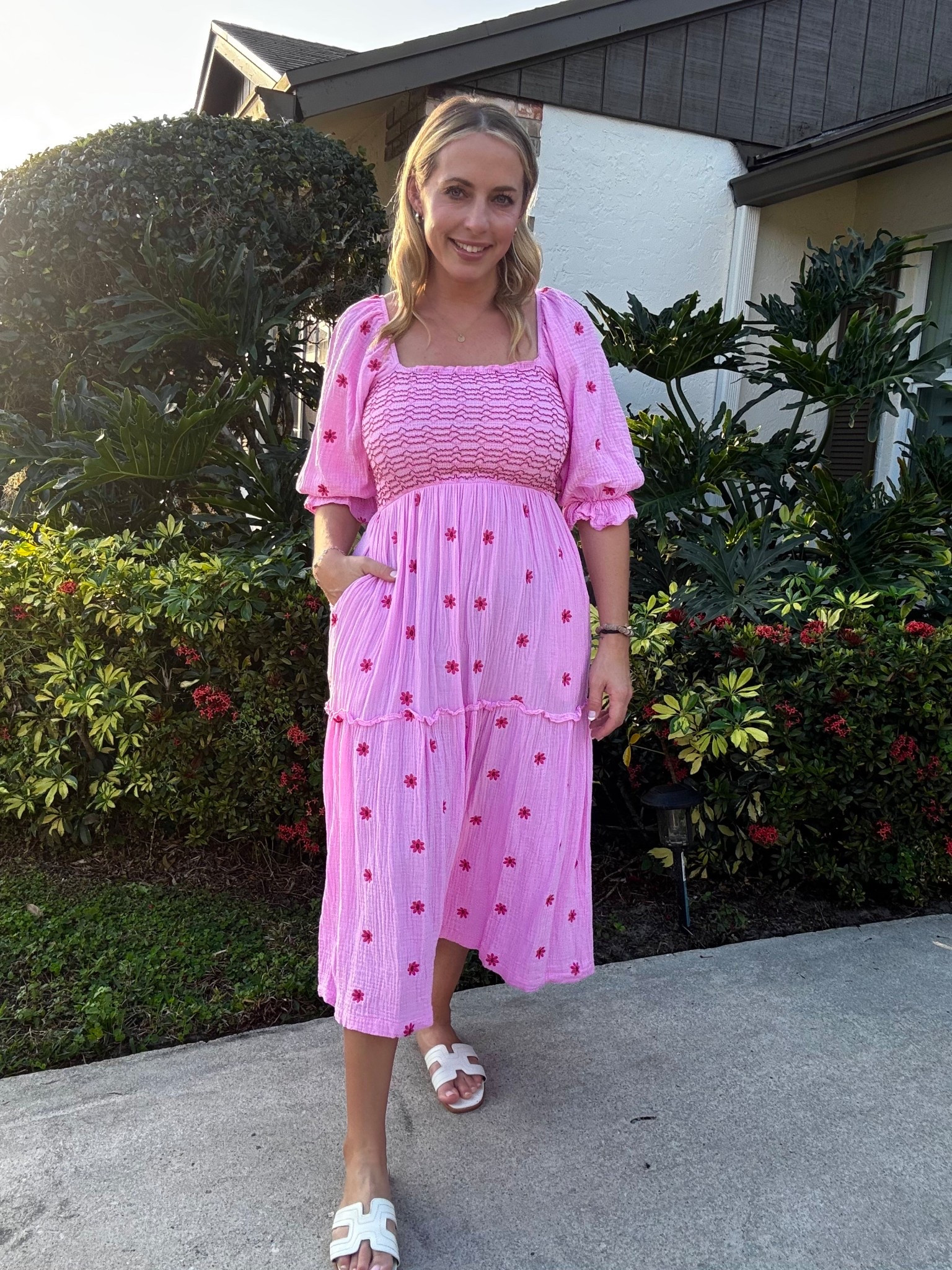 MIDI dress 

#LTKFindsUnder50 #LTKMidsize #LTKootd