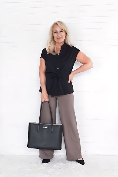 Amazon Office Outfits for Midlife Women that are: 1) professional, 2) comfortable, 3) under $40.

/ Over 50 / Over 60 / Over 40 / Classic Style / Minimalist / Neutral Outfit /


#LTKOver40 #LTKWorkwear #LTKFindsUnder50