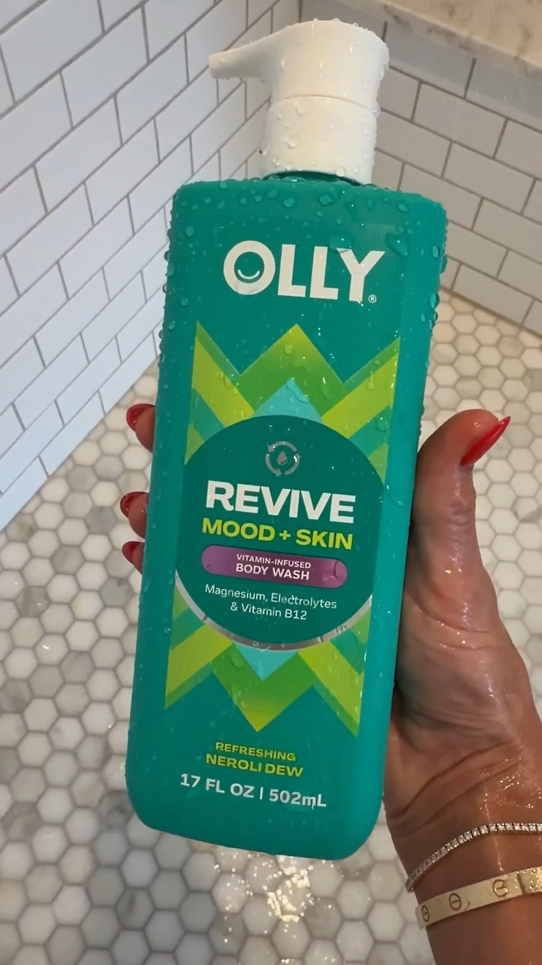 My under-$10 mood shift for January. #WetJanuary
 Like a deep exhale after a long day
#OLLYpartner @OLLYwellness