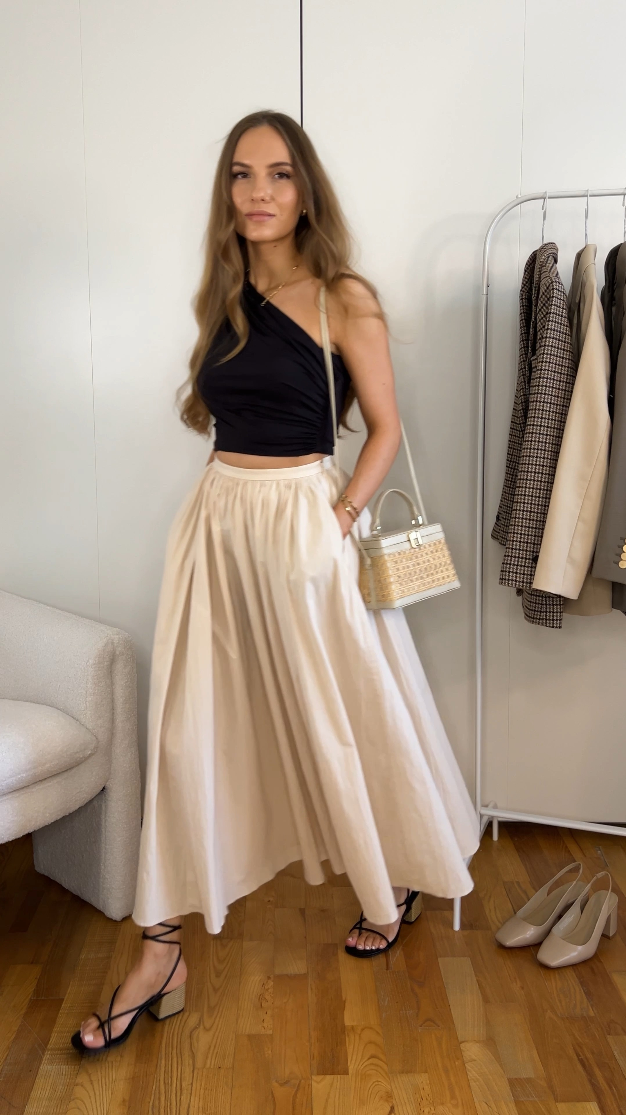 6 summer outfits to save for the days when you don’t know what to wear 💫 

summer fits | chic outfits | minimal looks | womens fashion | fashion inspo | summer style ideas 

#LTKVideo #LTKStyleTip #LTKSeasonal