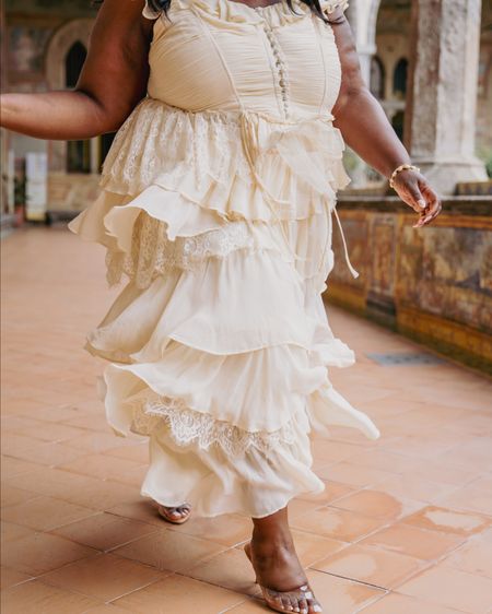 She is style. She is grace. I absolutely love this dress — it’s so fanciful feminine and romantic. 

Wearing a 2X.

Plus Size Spring Dresses, Plus Size Dresses, Plus Size Wedding, Plus Size Travel

#LTKwedding #LTKplussize #LTKtravel
