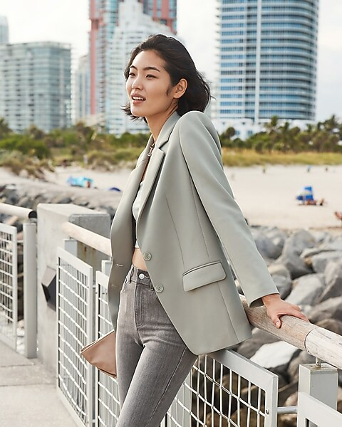 Supersoft Double Knit Two Button Boyfriend Blazer | Express