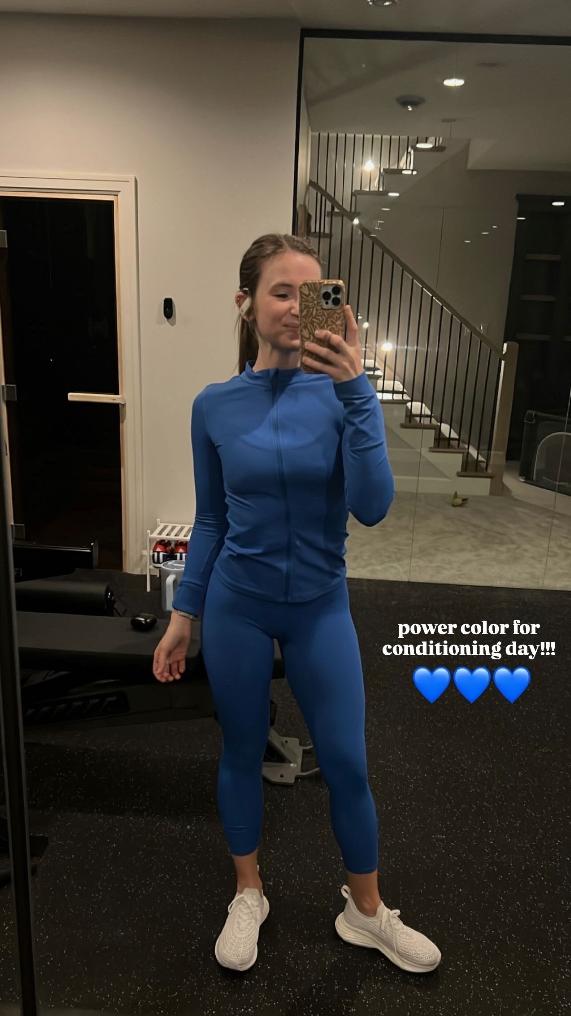 @ptula00 blue!!! #ad

#LTKfitnessgoals #LTKmomlife #LTKdayinmylife