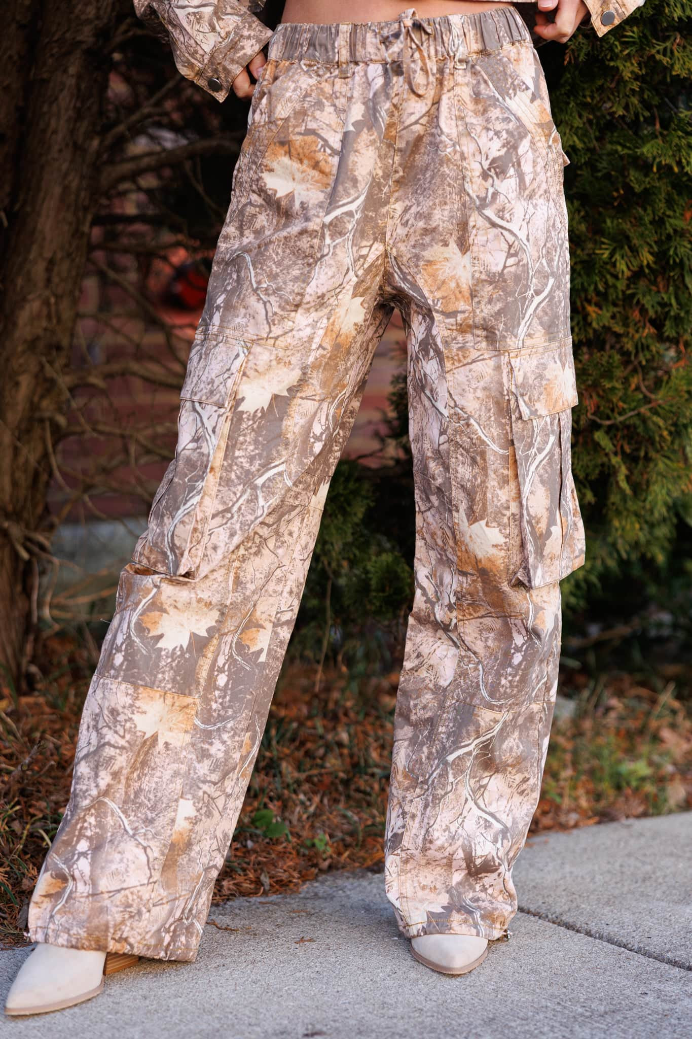 Rangeland Camo Pants | Lane 201 Boutique