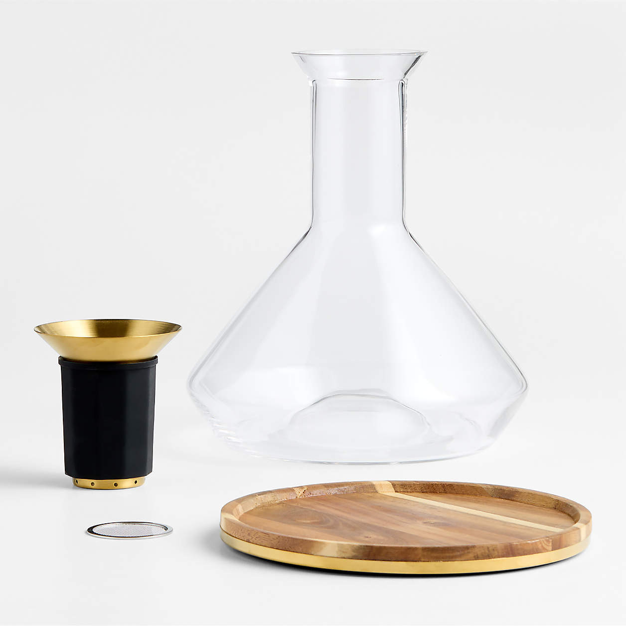 Rabbit RBT Wine Decanter + Reviews | Crate & Barrel | Crate & Barrel