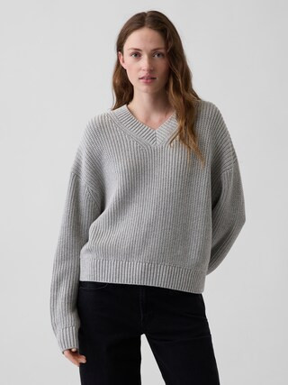 100% Cotton Oversized Shaker V-Neck Sweater | Gap (US)