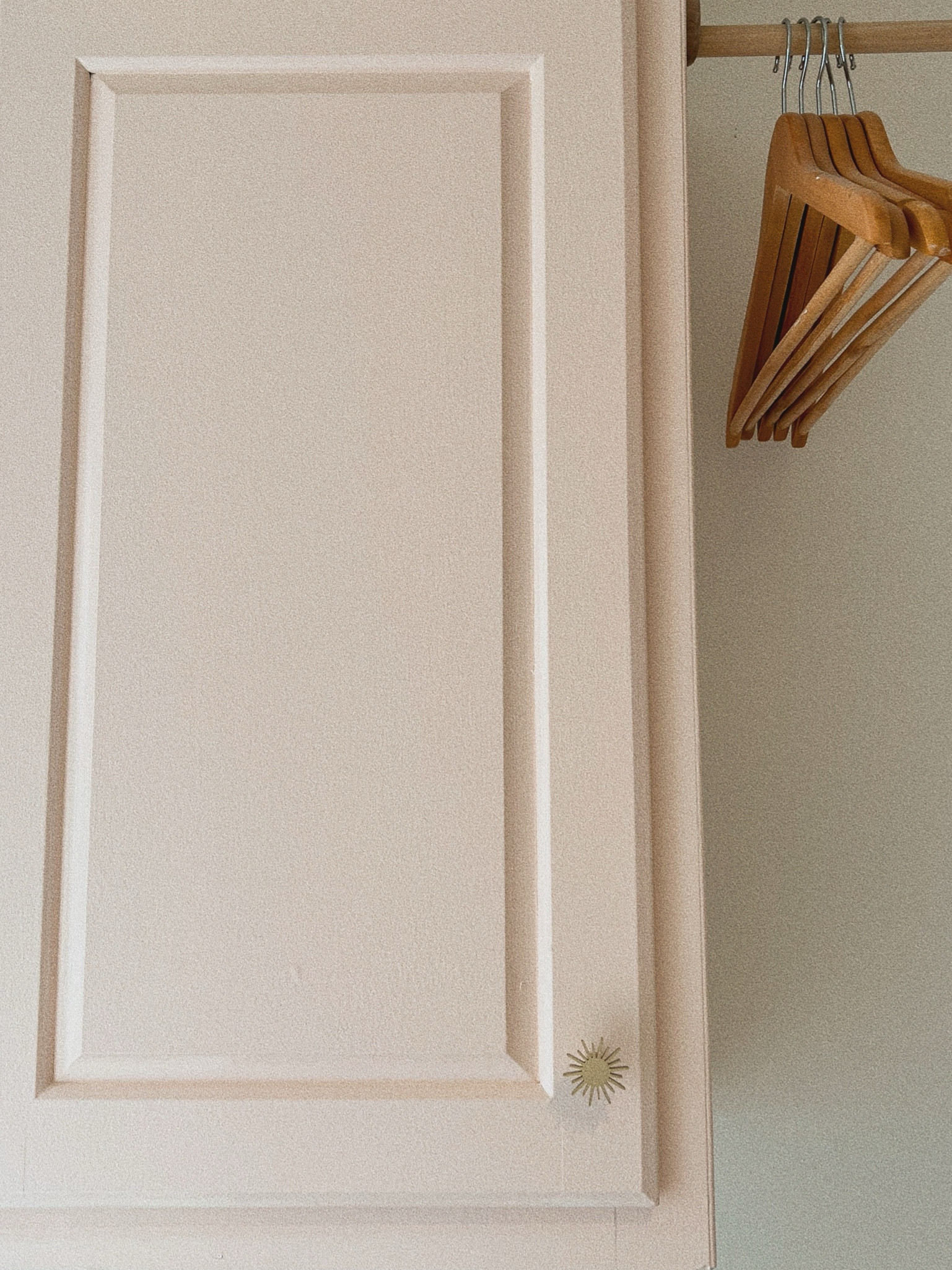 I found the cutest knobs for the laundry room cabinets!🌞 

#LTKhome #LTKSeasonal #LTKfindsunder50